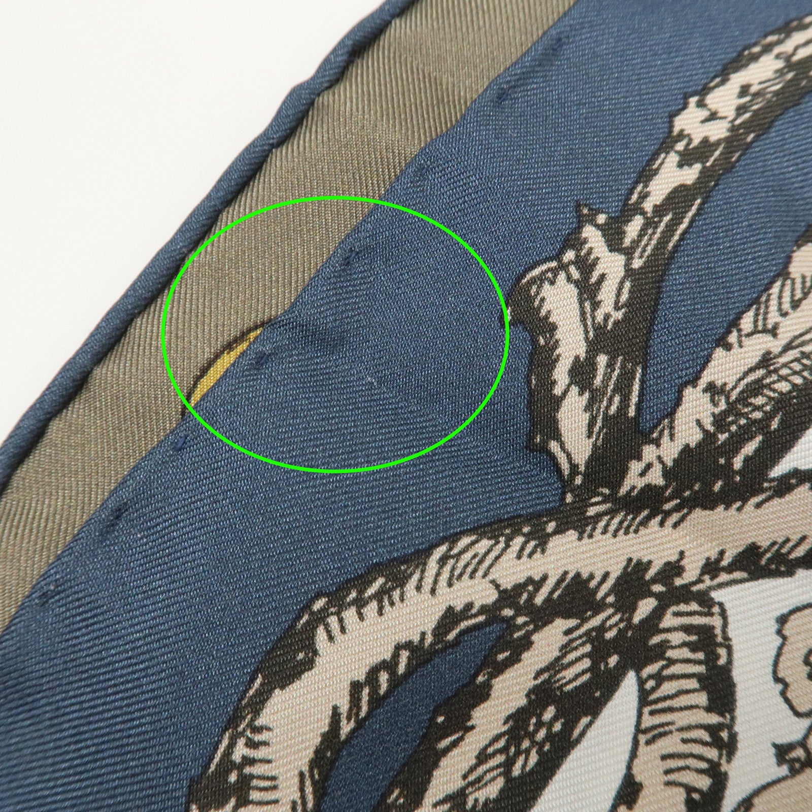 Christian Dior Logo Silk 100% Lion Flowers Scarf White Navy