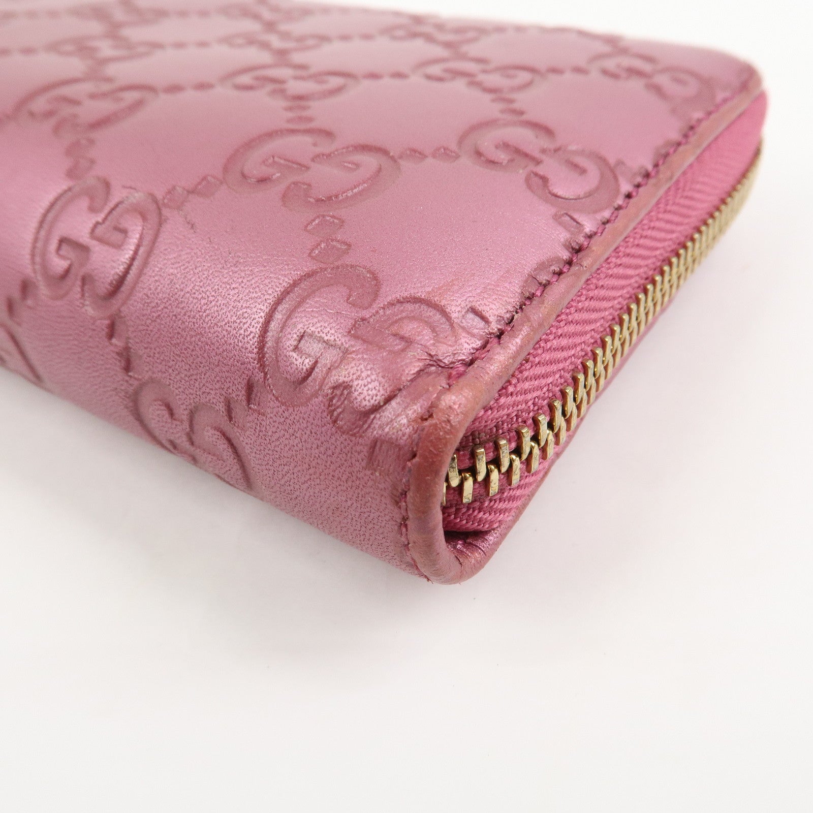 GUCCI Lovely Heart Guccissima Leather Round Zippy Long Wallet 278566