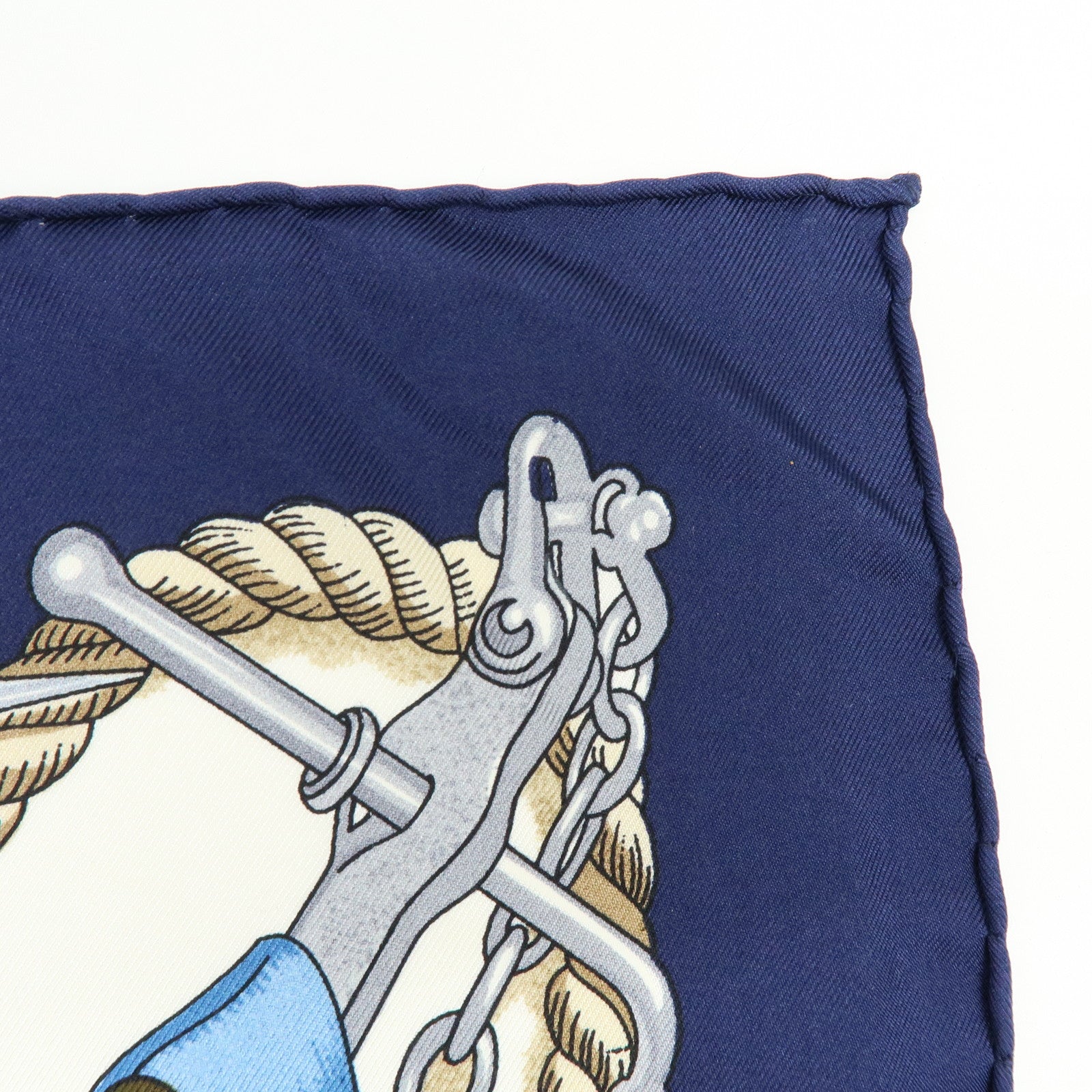 HERMES Carre 90 Silk 100% Scarf MUSEE Navy Ivory