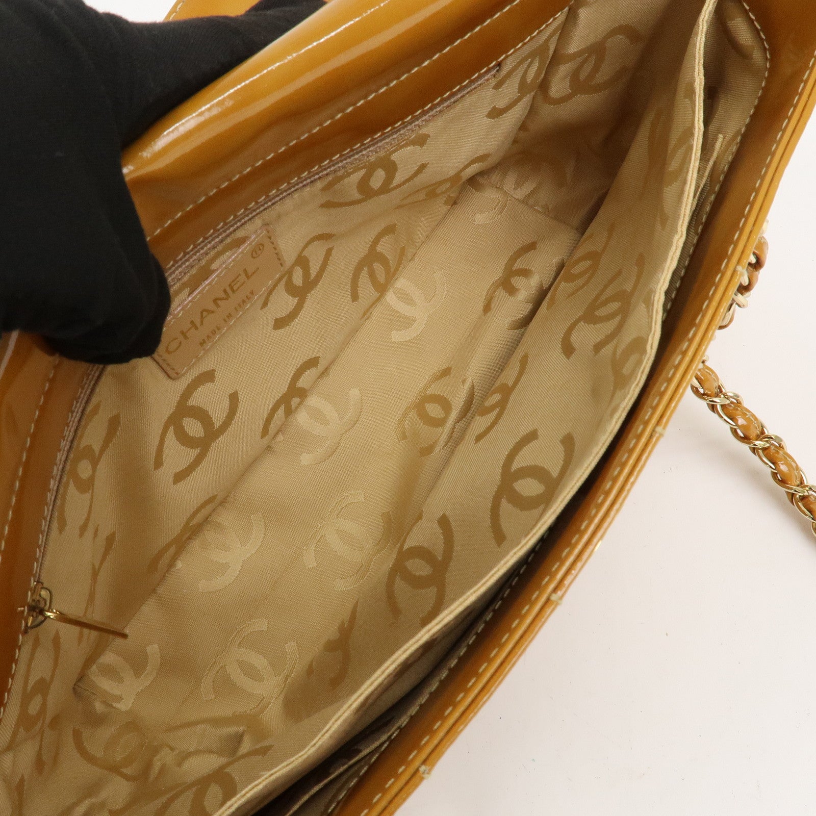 CHANEL COCO Mark Chocolate Bar Patent Leather Chain Shoulder Bag