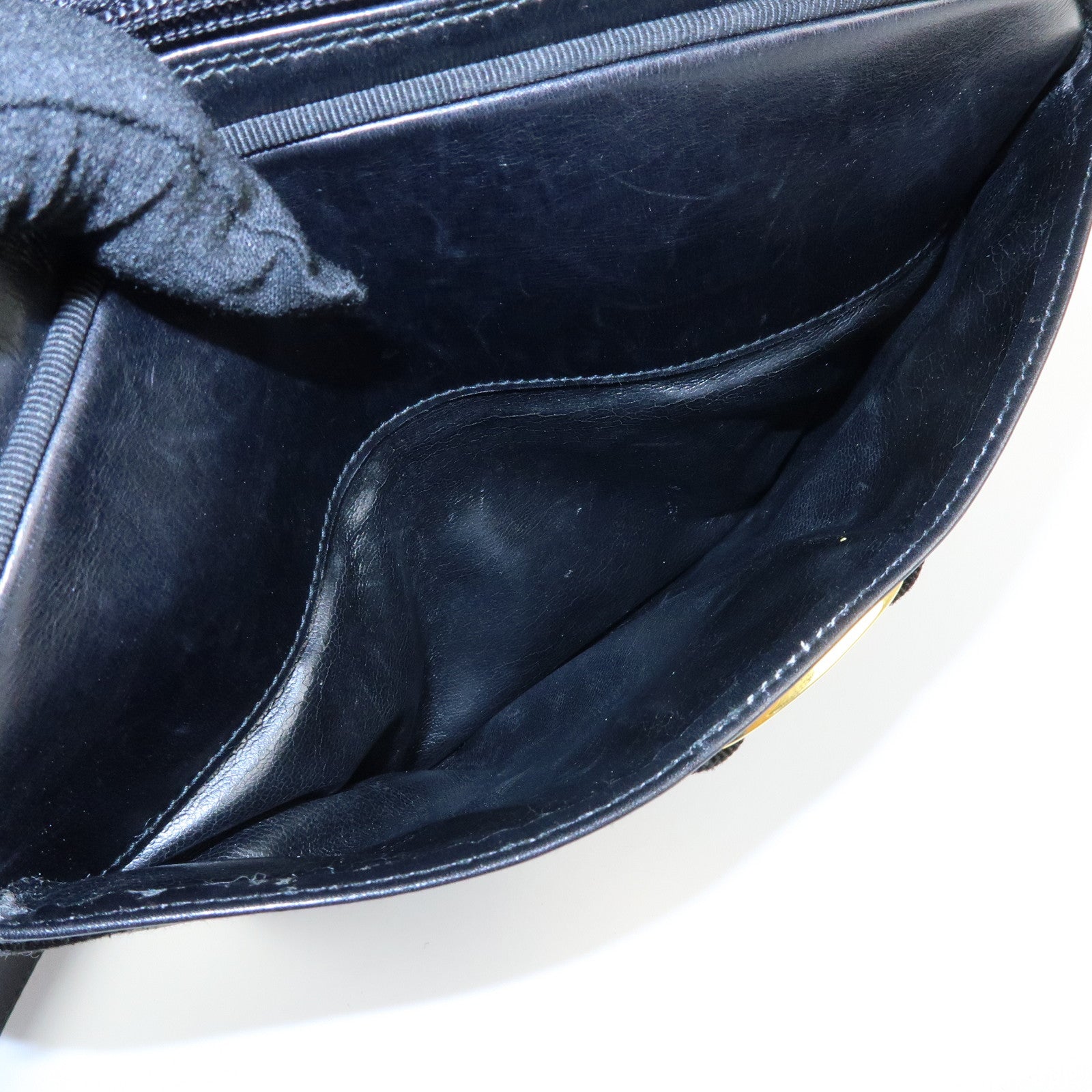 Ferragamo Vara Leather Shoulder Bag Crossbody Bag Black
