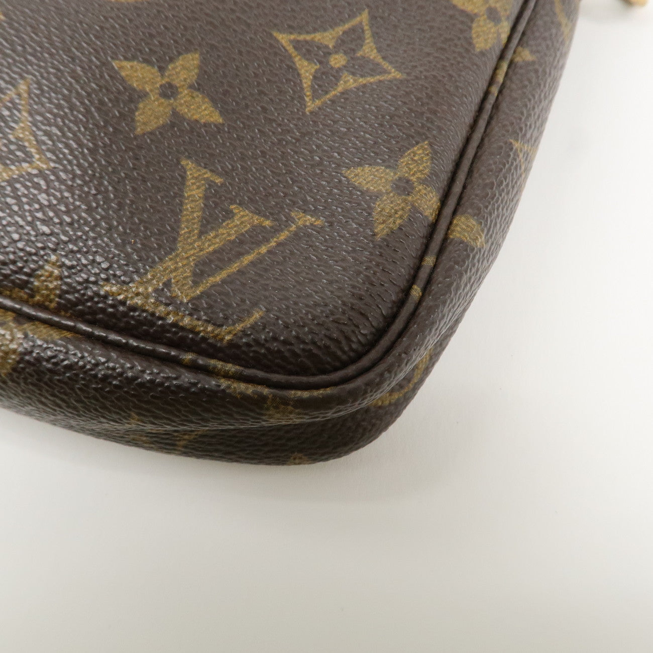 Louis Vuitton Monogram Pochette Accessoires Hand Bag Brown M51980 Used