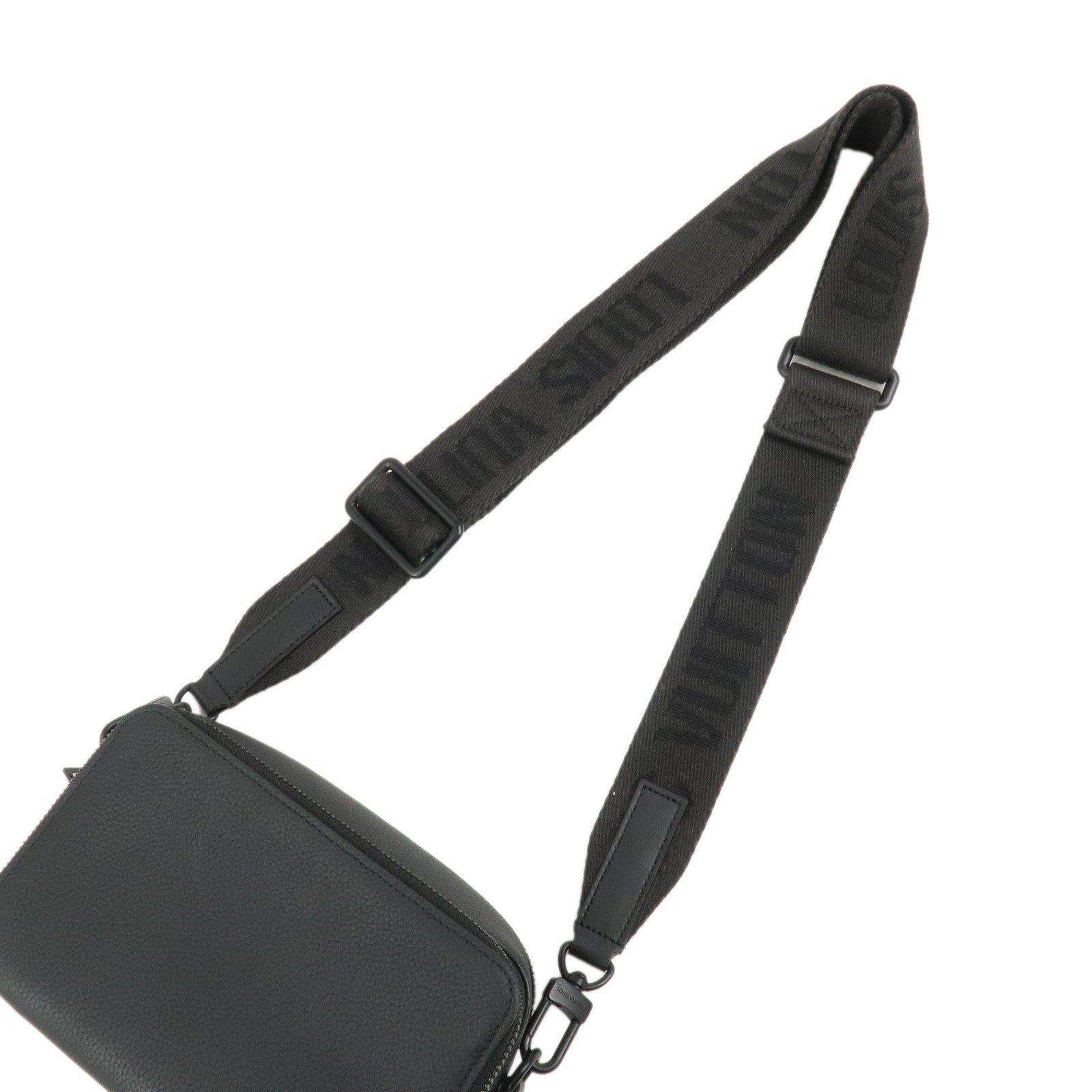 Louis Vuitton LV Aerogram Leather Alpha Wearable Wallet Noir M59161