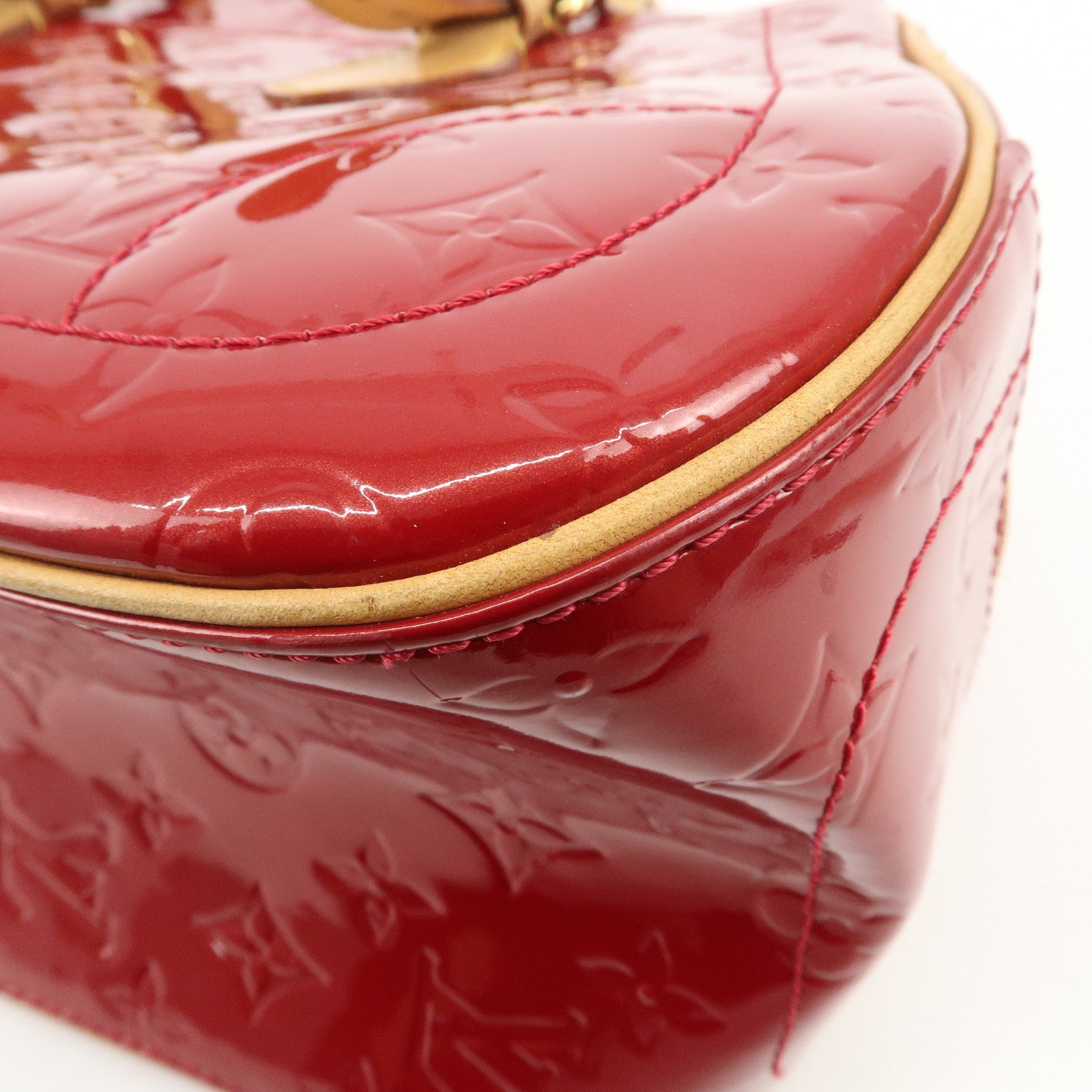 Louis Vuitton Monogram Vernis Summit Drive Hand Bag Red M93513