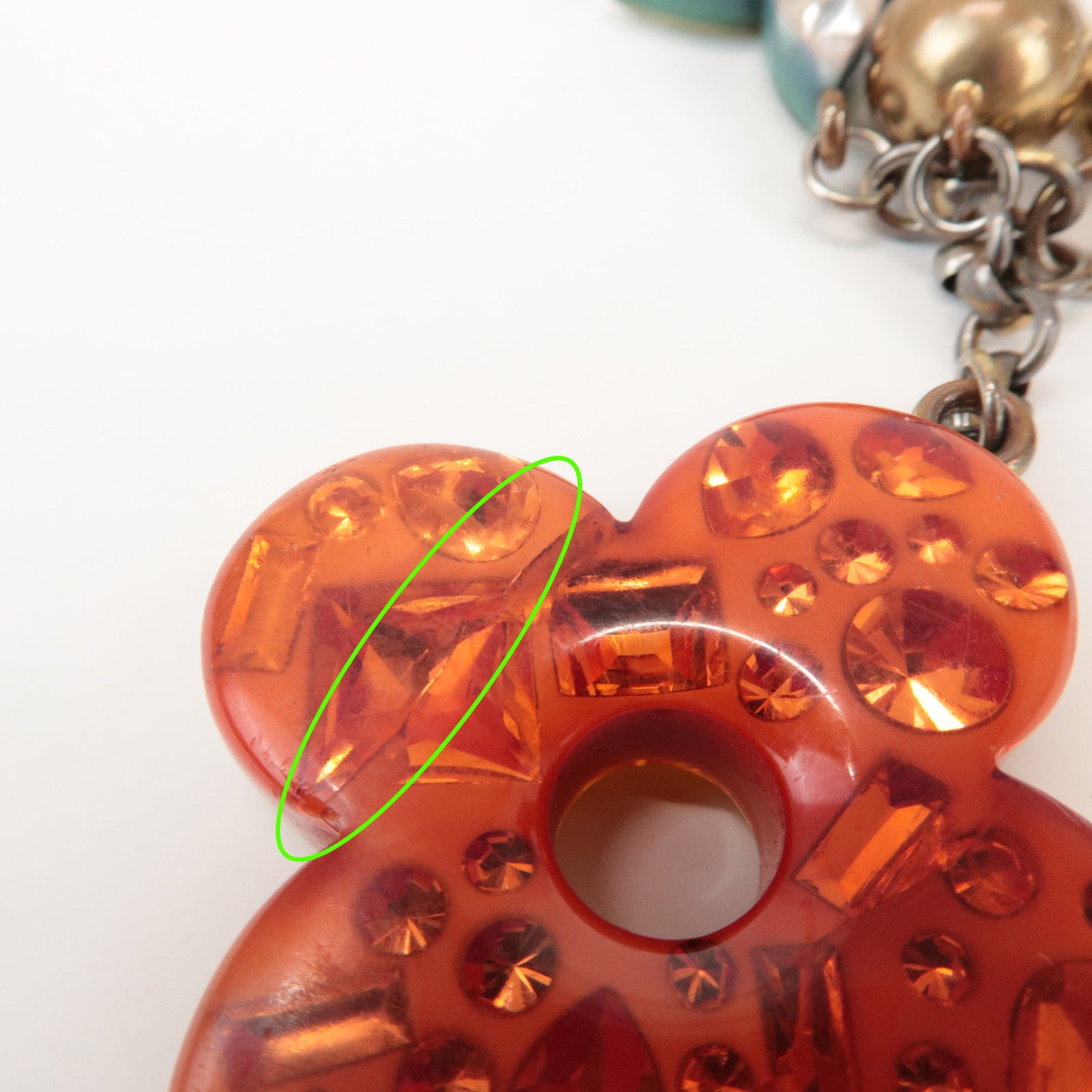 Louis Vuitton Bijou Sac Glam Flower Plastic Metal Key Chain M65982