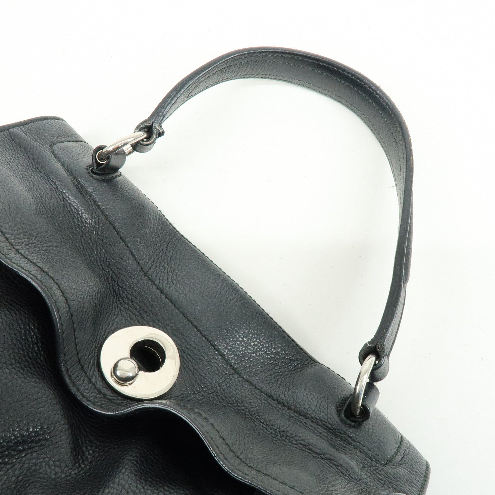 SAINT LAURENT PARIS Muse Two Calf Leather Hand Bag Black 229080