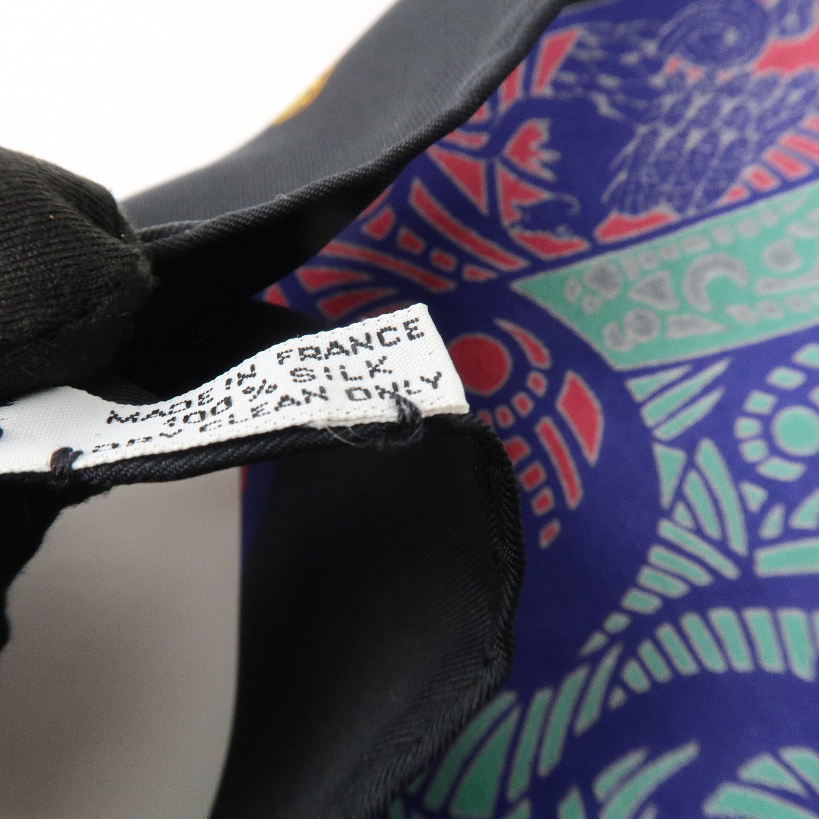 HERMES Carre 90 Silk 100% Scarf Black Yellow Used