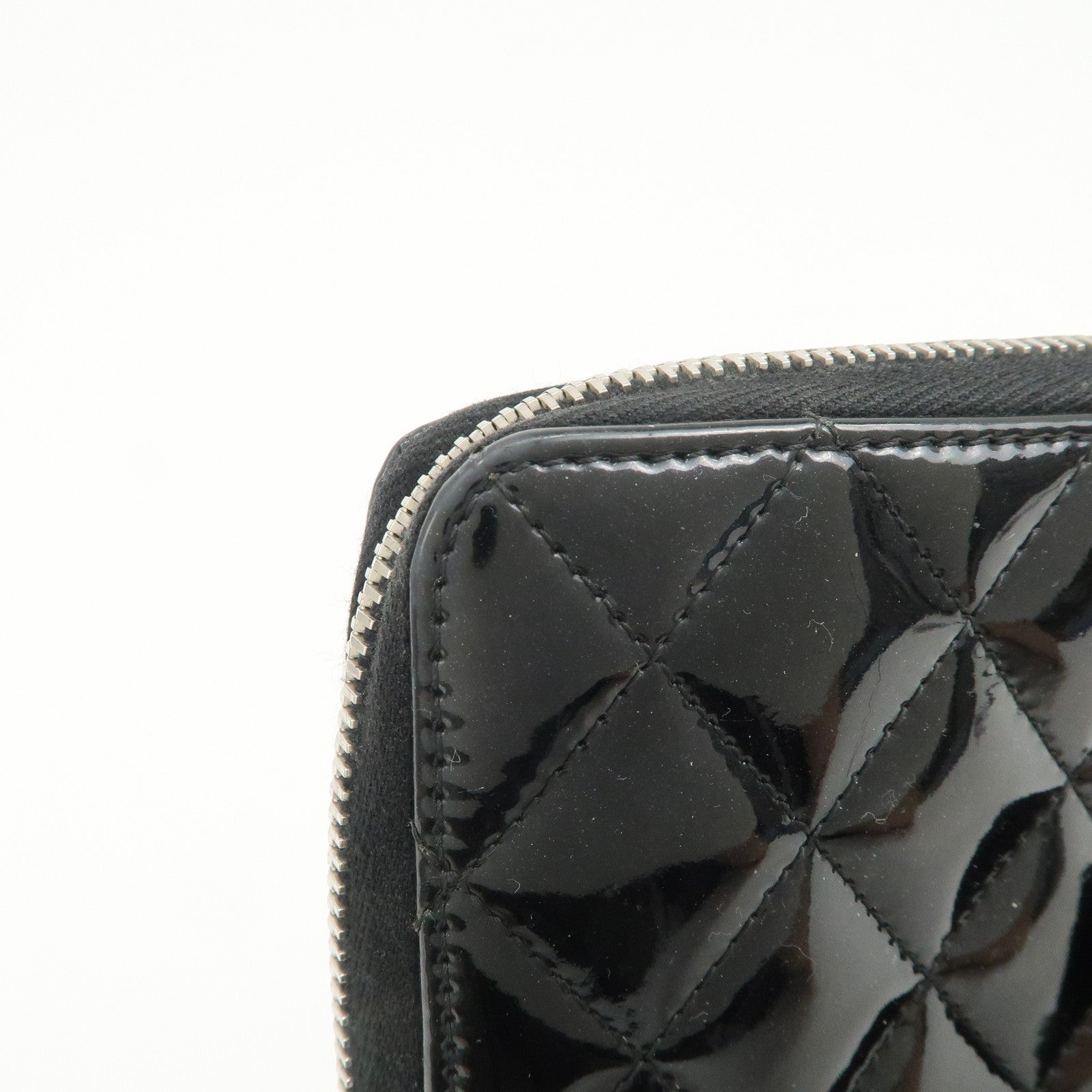 CHANEL COCO Mark Brilliant Matelasse Zippy Long Wallet Black A50106