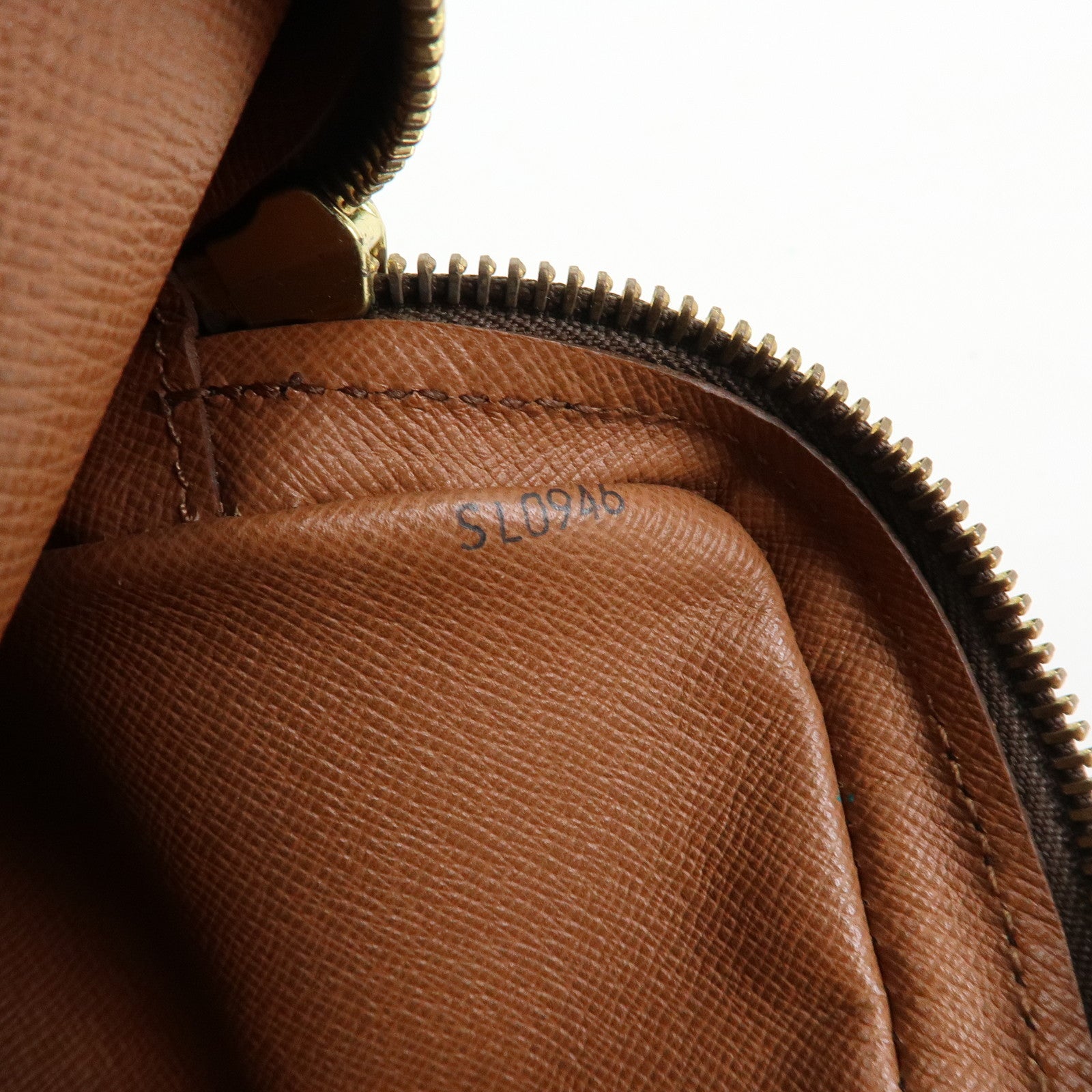 Louis Vuitton Monogram Pochette Marly Bandouliere Bag Brown M51828