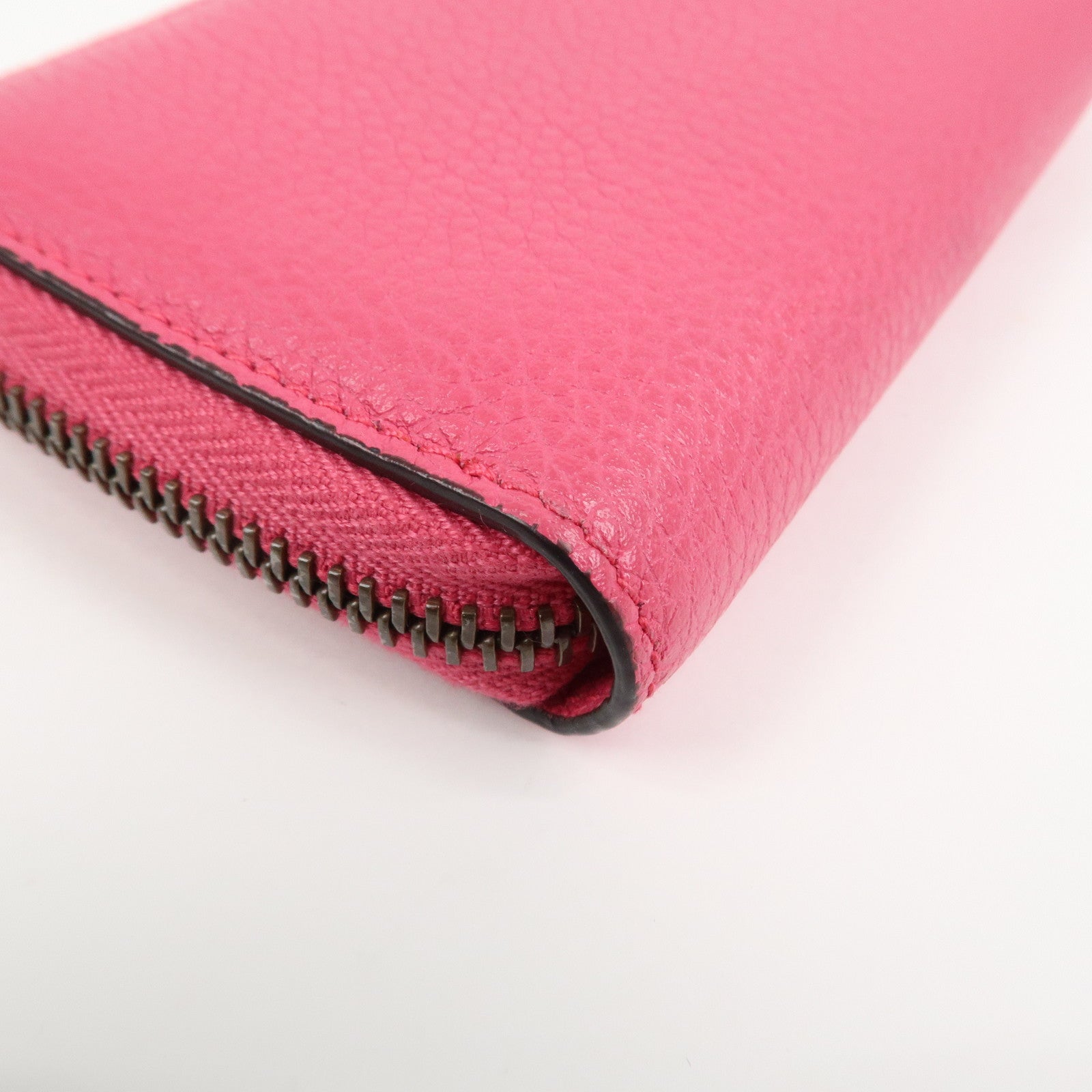 GUCCI Sherry Leather Logo Print Round Zipper Coin Case Pink 496319