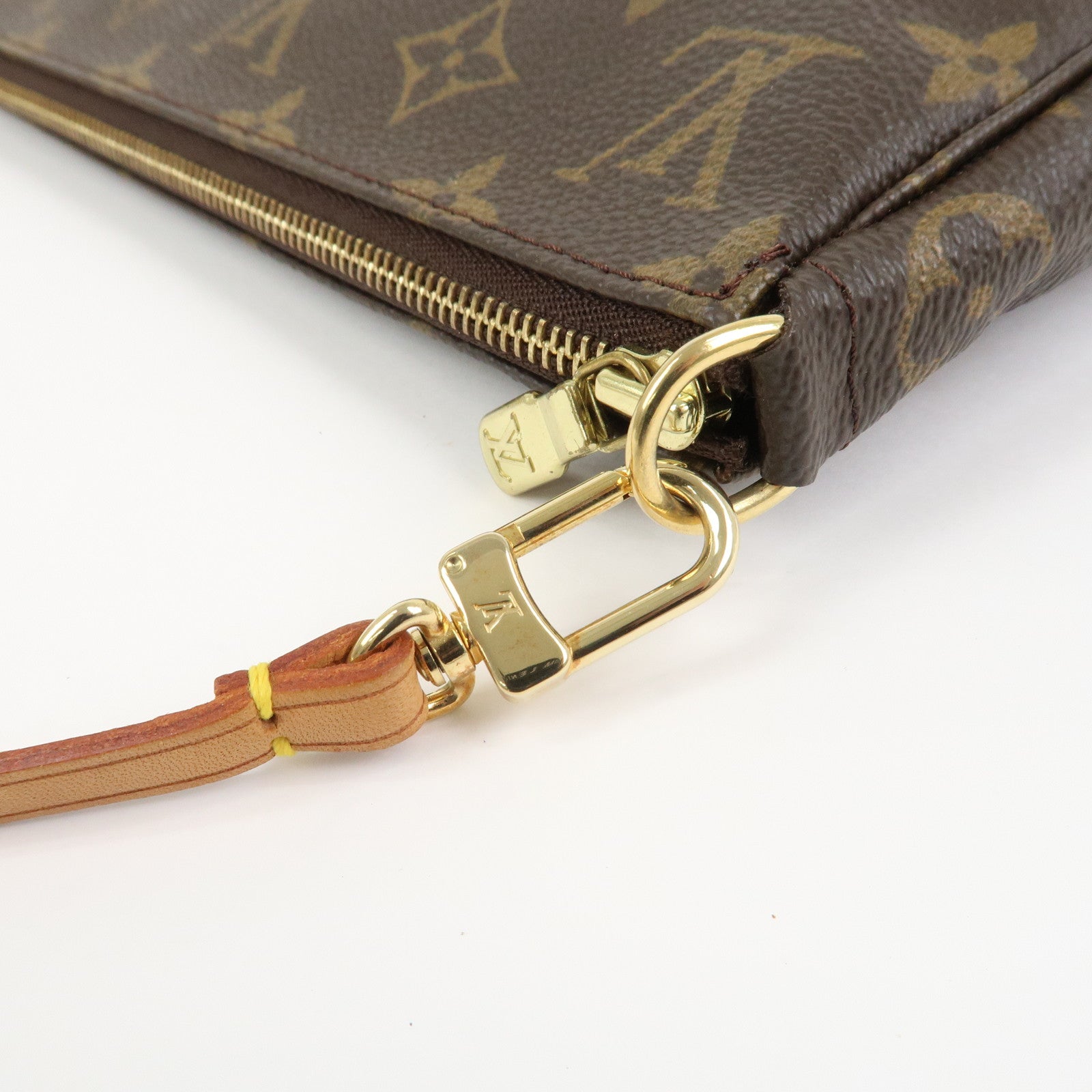 Louis Vuitton Monogram Pochette Accessoires Pouch Hand Bag M51980