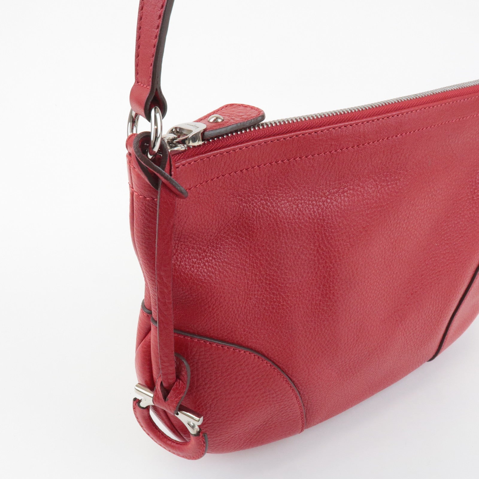 Ferragamo Gancini Leather Shoulder Bag Ferragamo Red Used