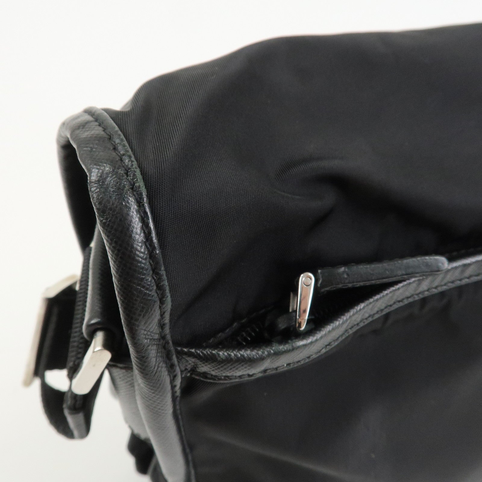 PRADA - Nylon   Saffiano Leather Black 2DV166