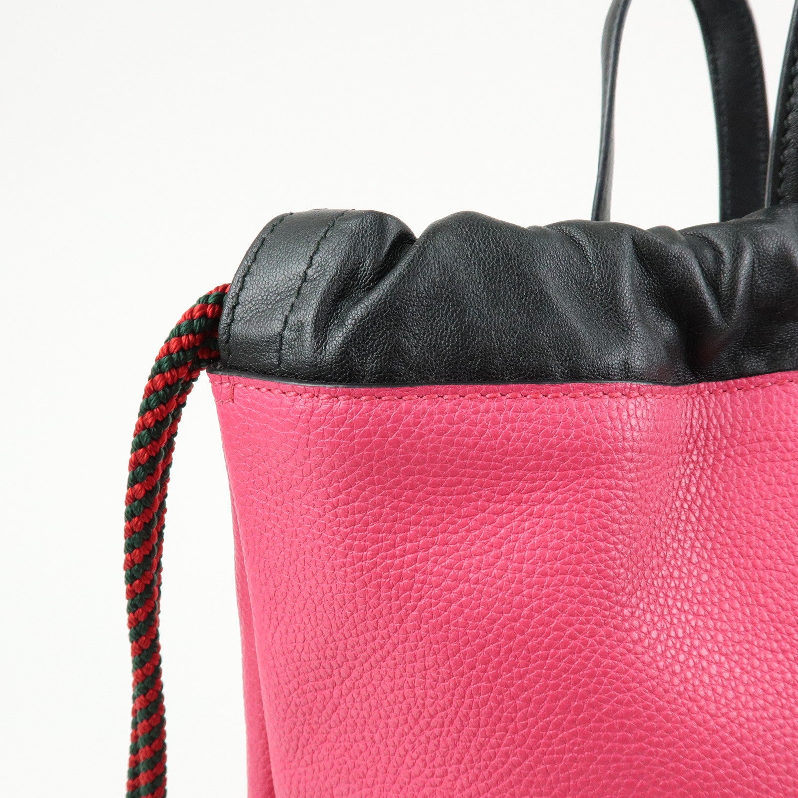 GUCCI Sherry Vintage Logo Leather Backpack Pink 516639