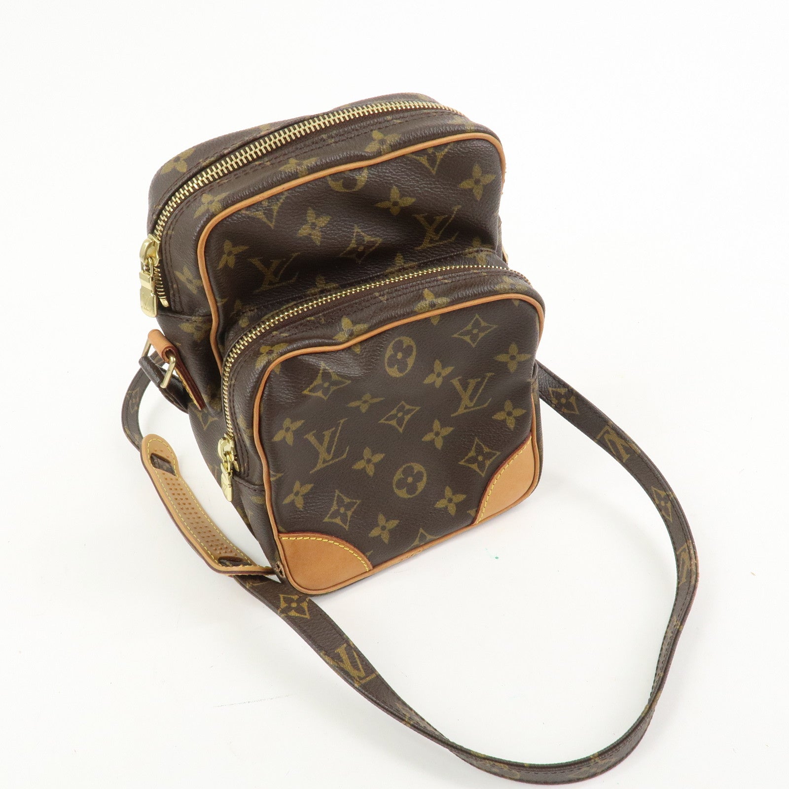 Louis Vuitton Monogram Amazone Shoulder Bag Crossbody Bag M45236