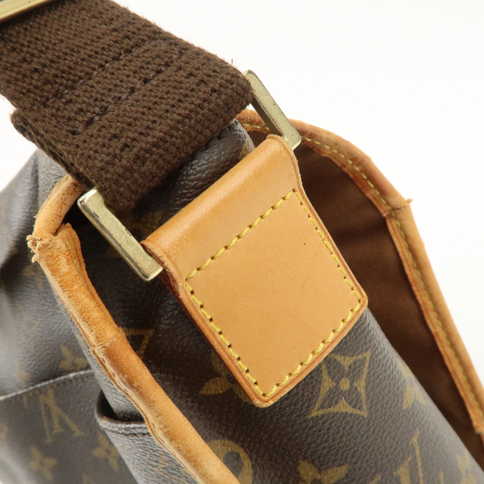 Louis Vuitton Monogram Messenger Bosphore GM Shoulder Bag M40105 Used