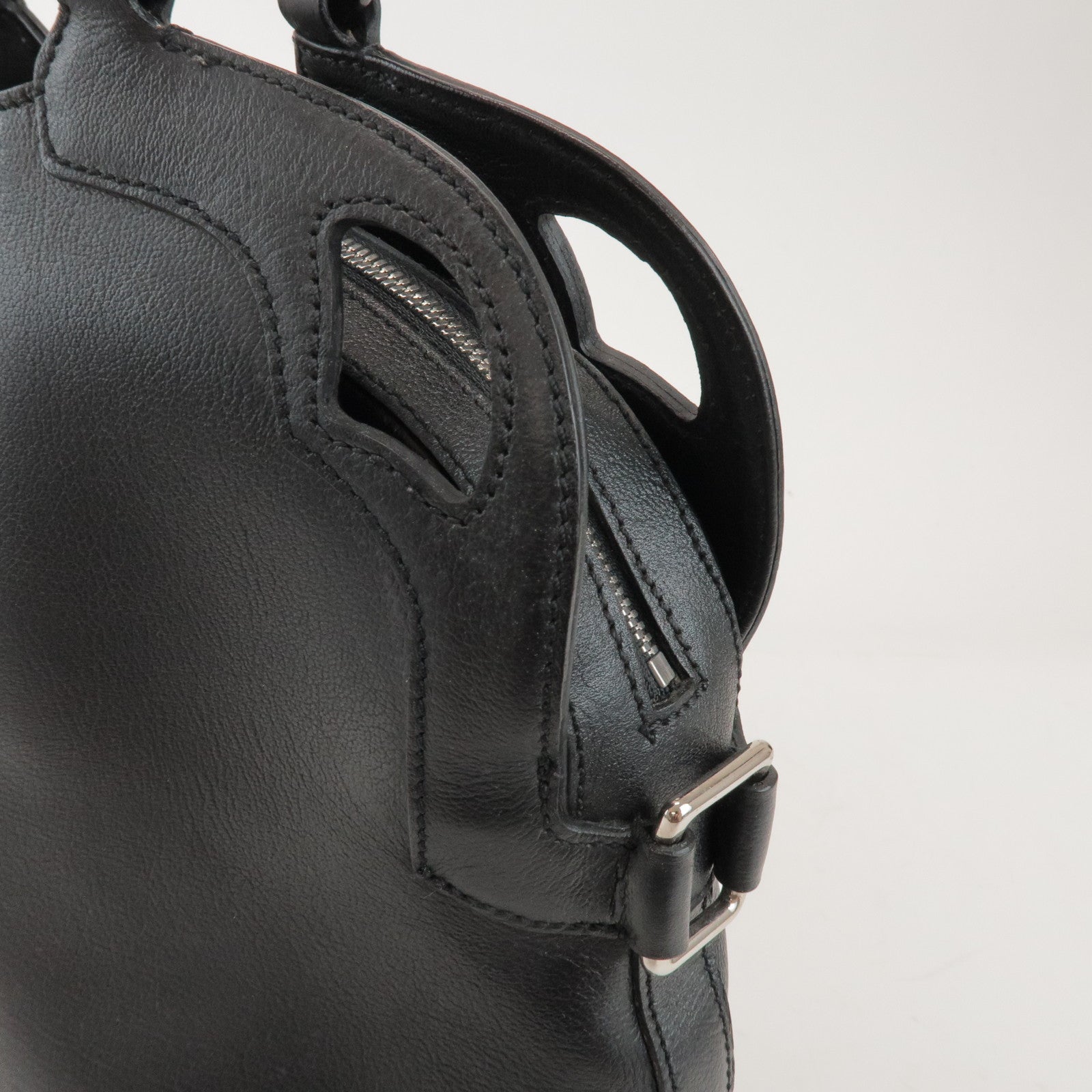 Cartier Must de Cartier Leather Hand Bag Tote Bag Black