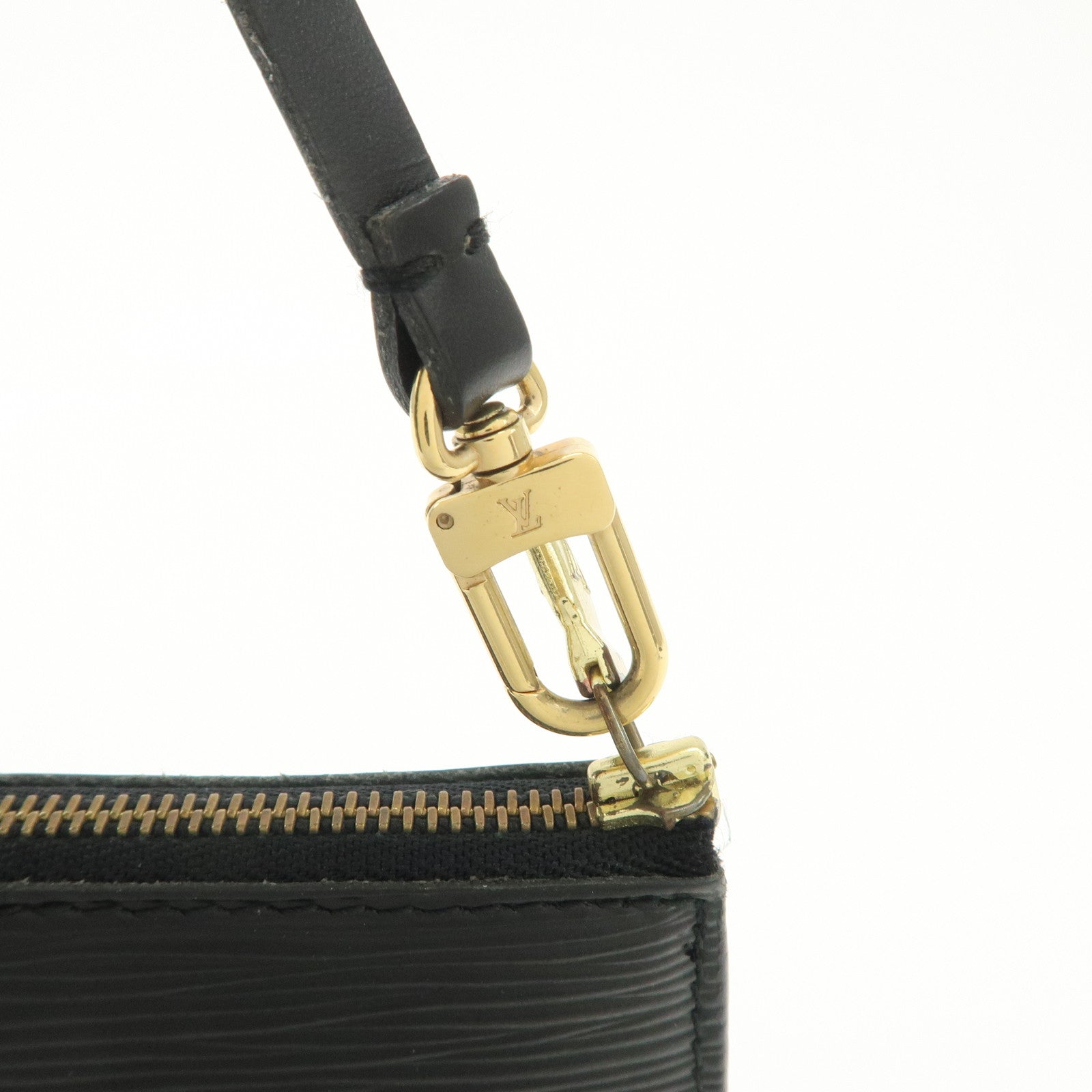 Louis Vuitton Epi Pochette Accessoires Pouch Noir Black M52952 Used