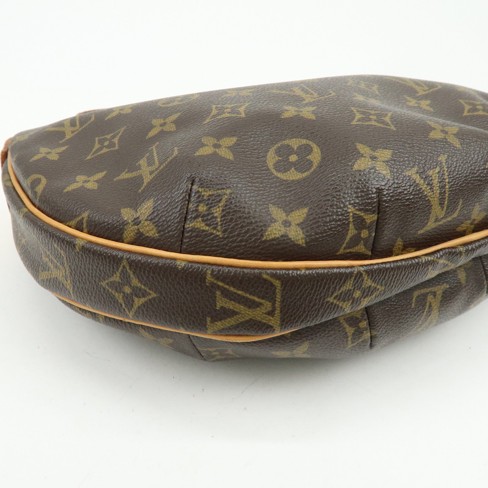 Louis Vuitton Monogram Croissant MM Shoulder Bag Brown M51512