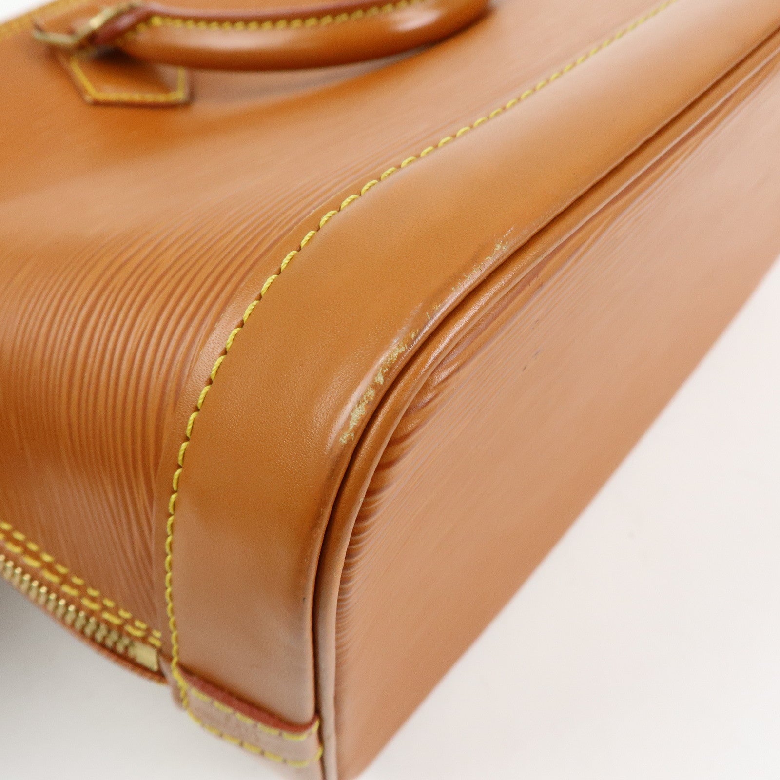 Louis Vuitton Epi Alma PM  Lether Hand Bag Zipang Gold M52148