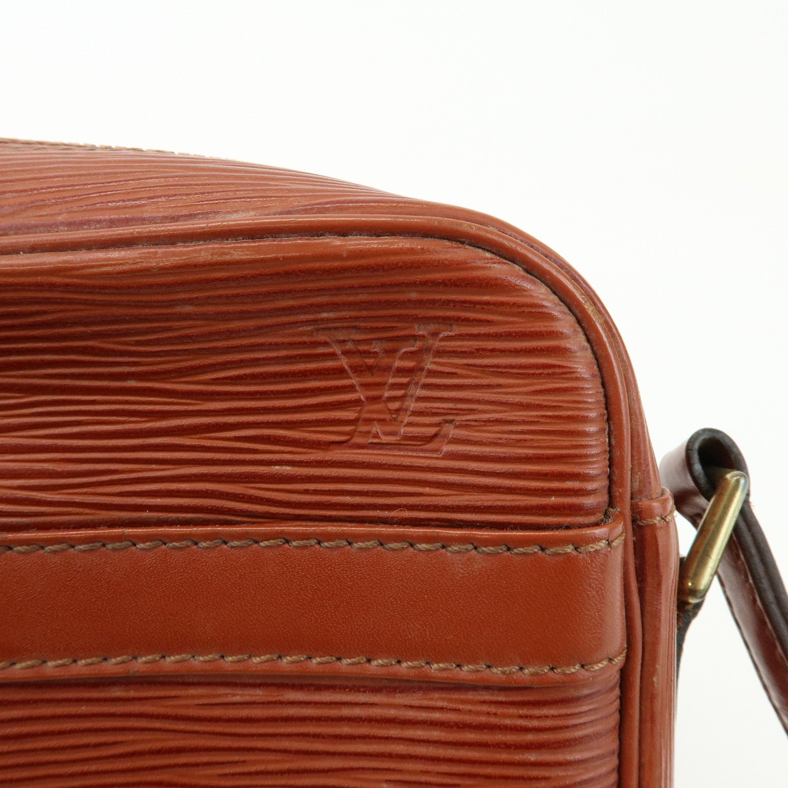 Louis Vuitton Epi Trocadero 24 Shoulder Bag Brown M52313