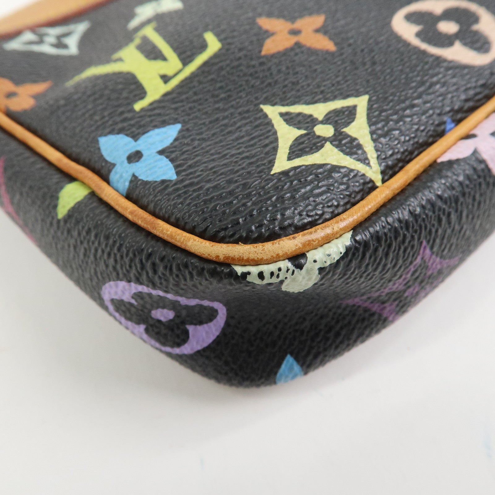 Louis Vuitton Monogram Multicolor Pochette Accessoires Noir M92648