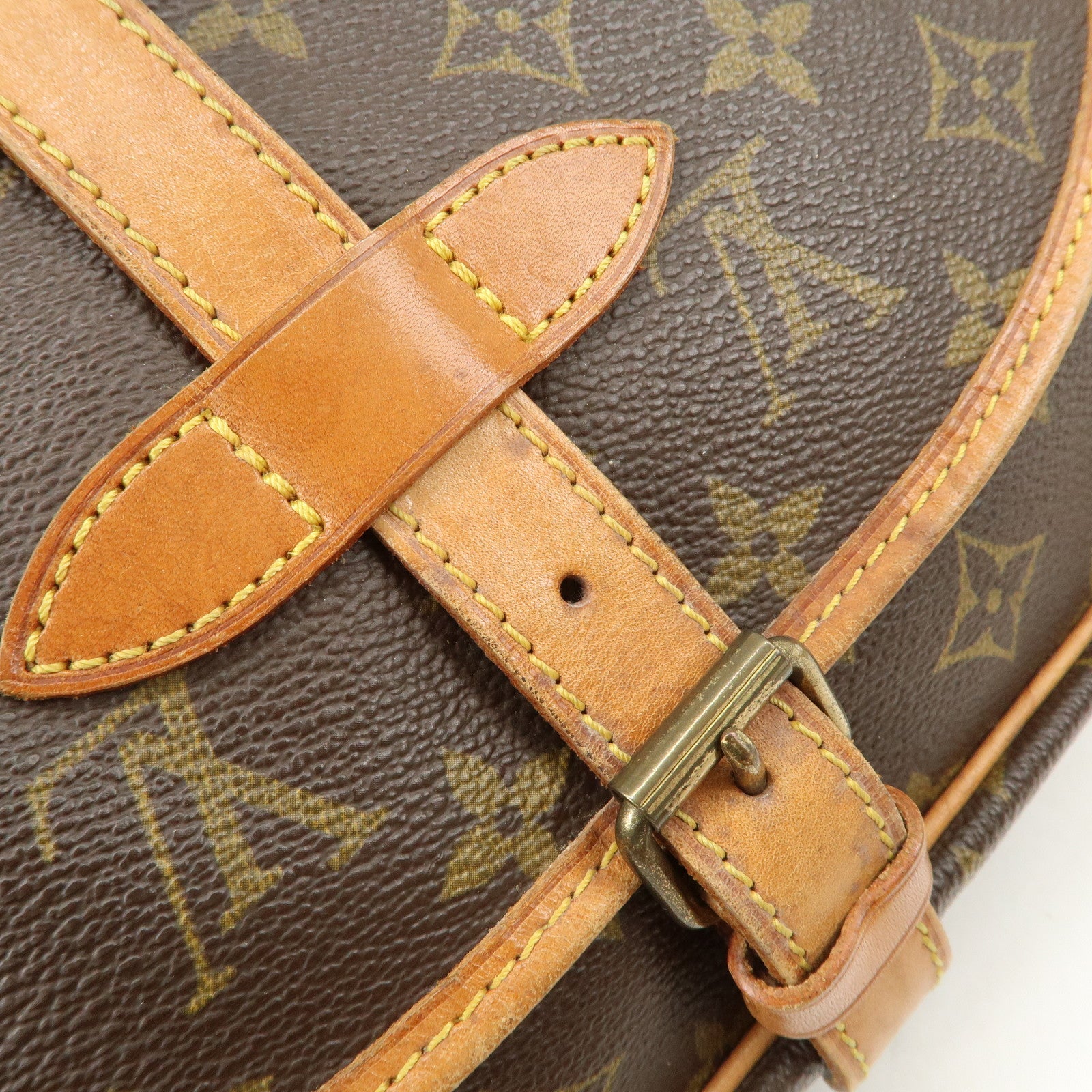 Louis Vuitton Monogram Saumur 30 Crossbody Bag Brown M42256 Used