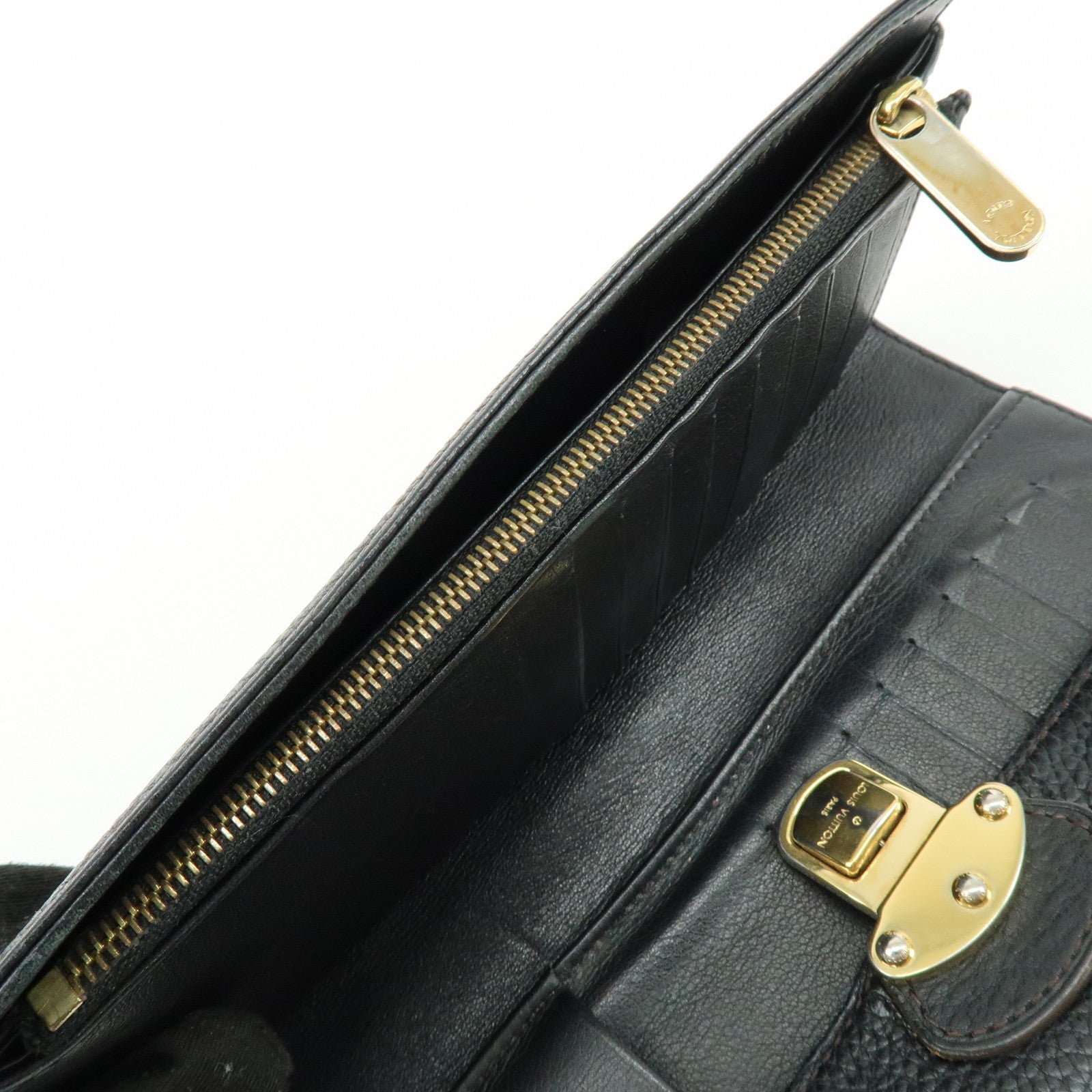 Louis Vuitton Monogram Mahina Portefeuille Amelia Wallet M95549