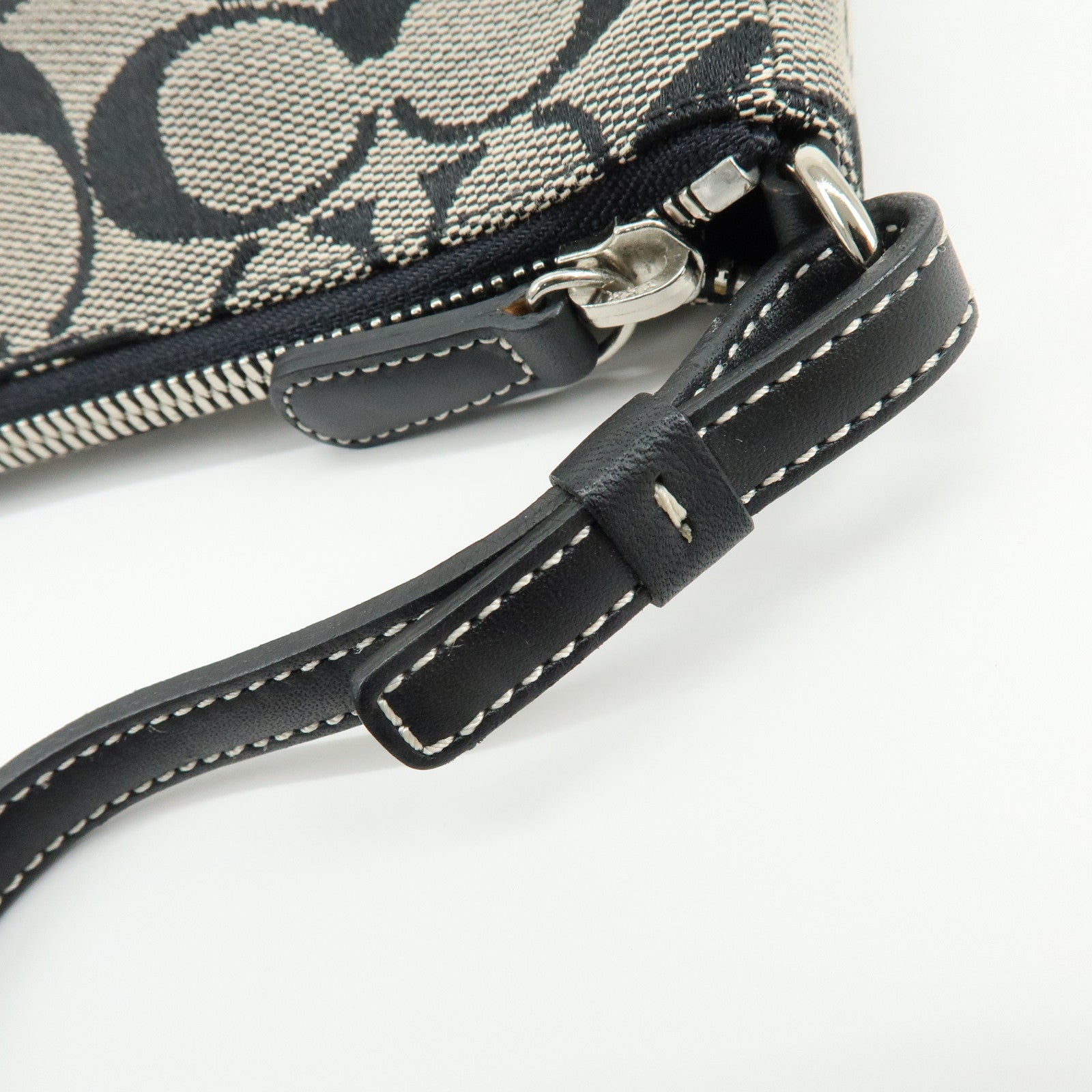 COACH Signature Canvas Leather Hand Bag Pouch Black