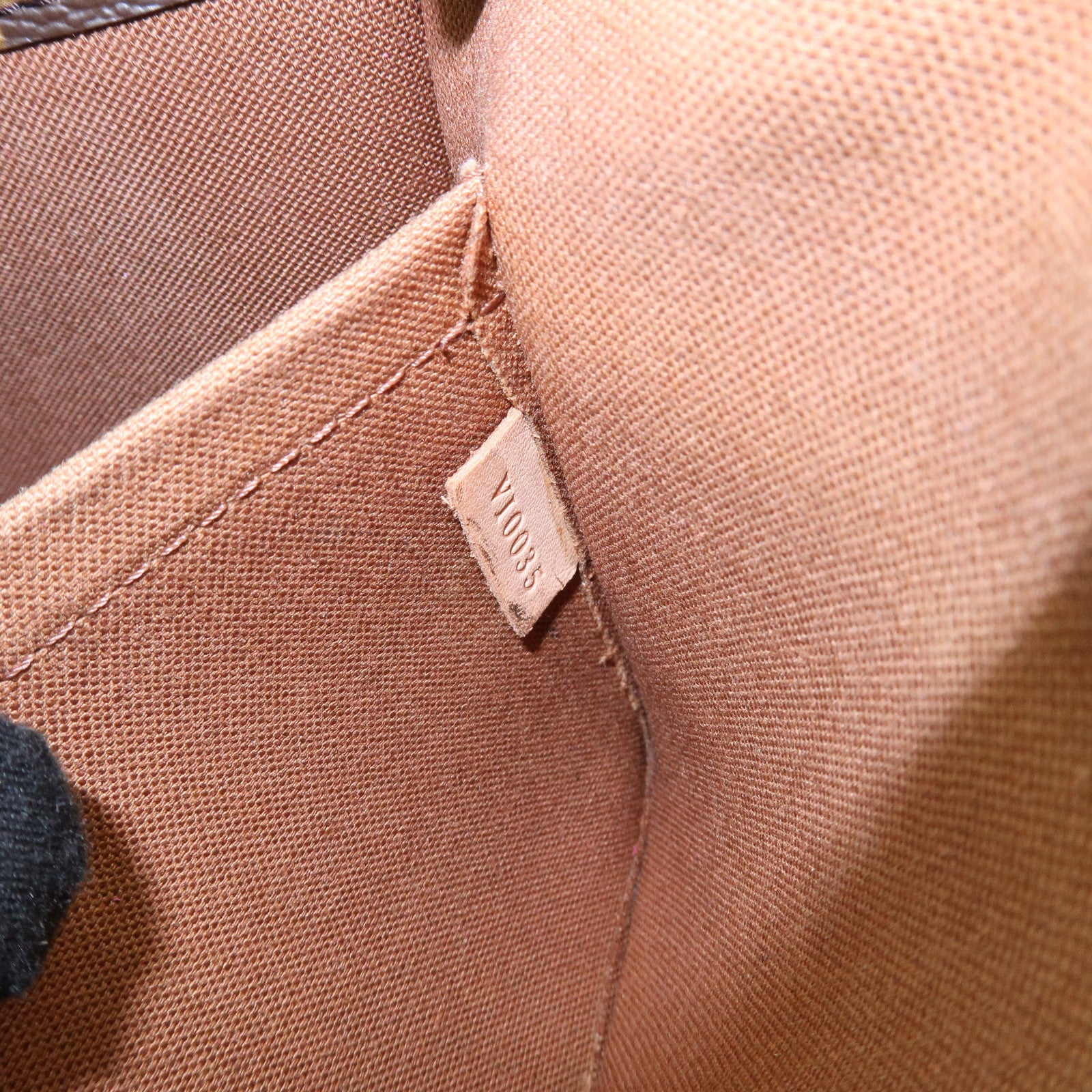 Louis Vuitton Monogram Canvas Popincourt Hand Bag Brown M40009