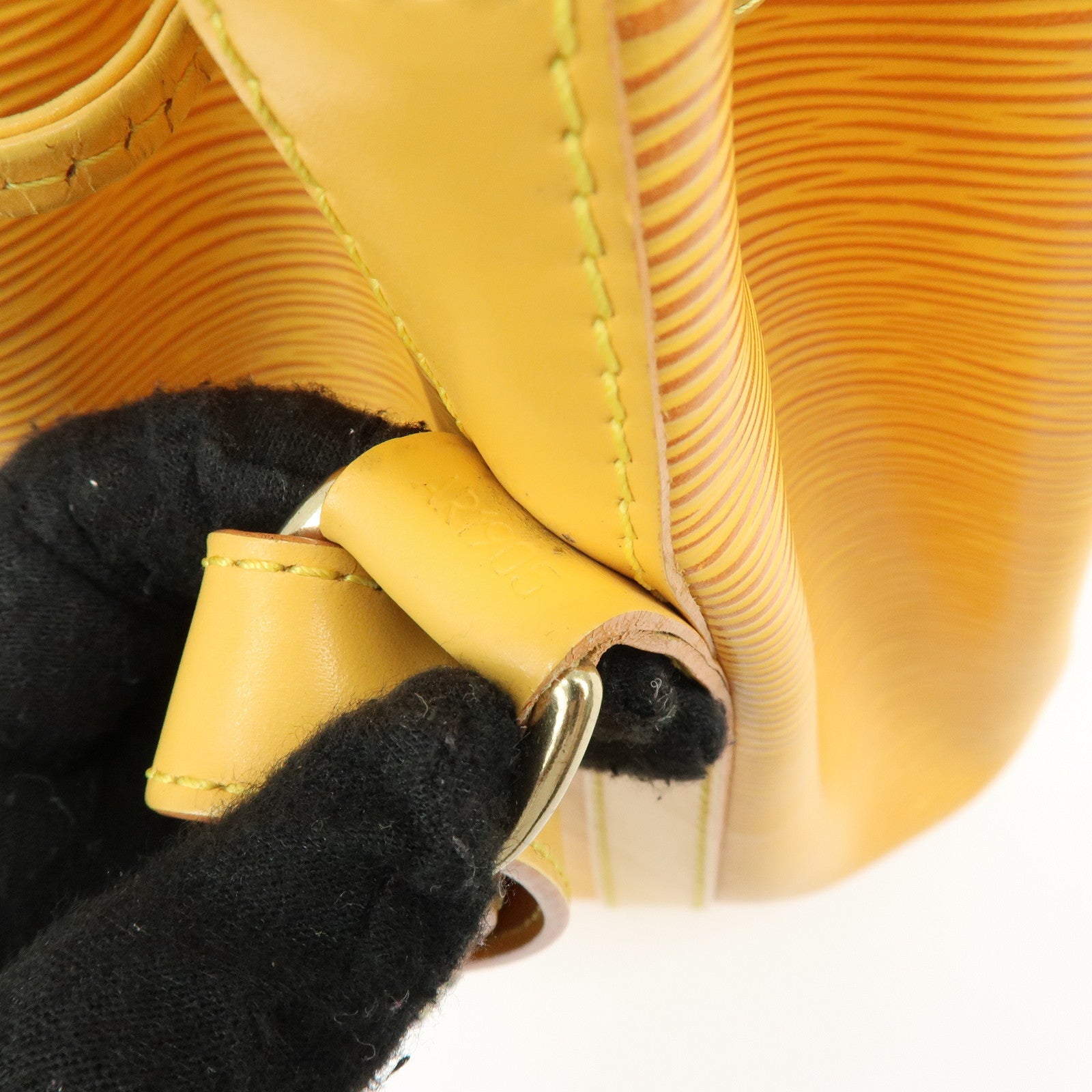 Louis Vuitton Epi Petit Noe Shoulder Bag Tassili Yellow M44109