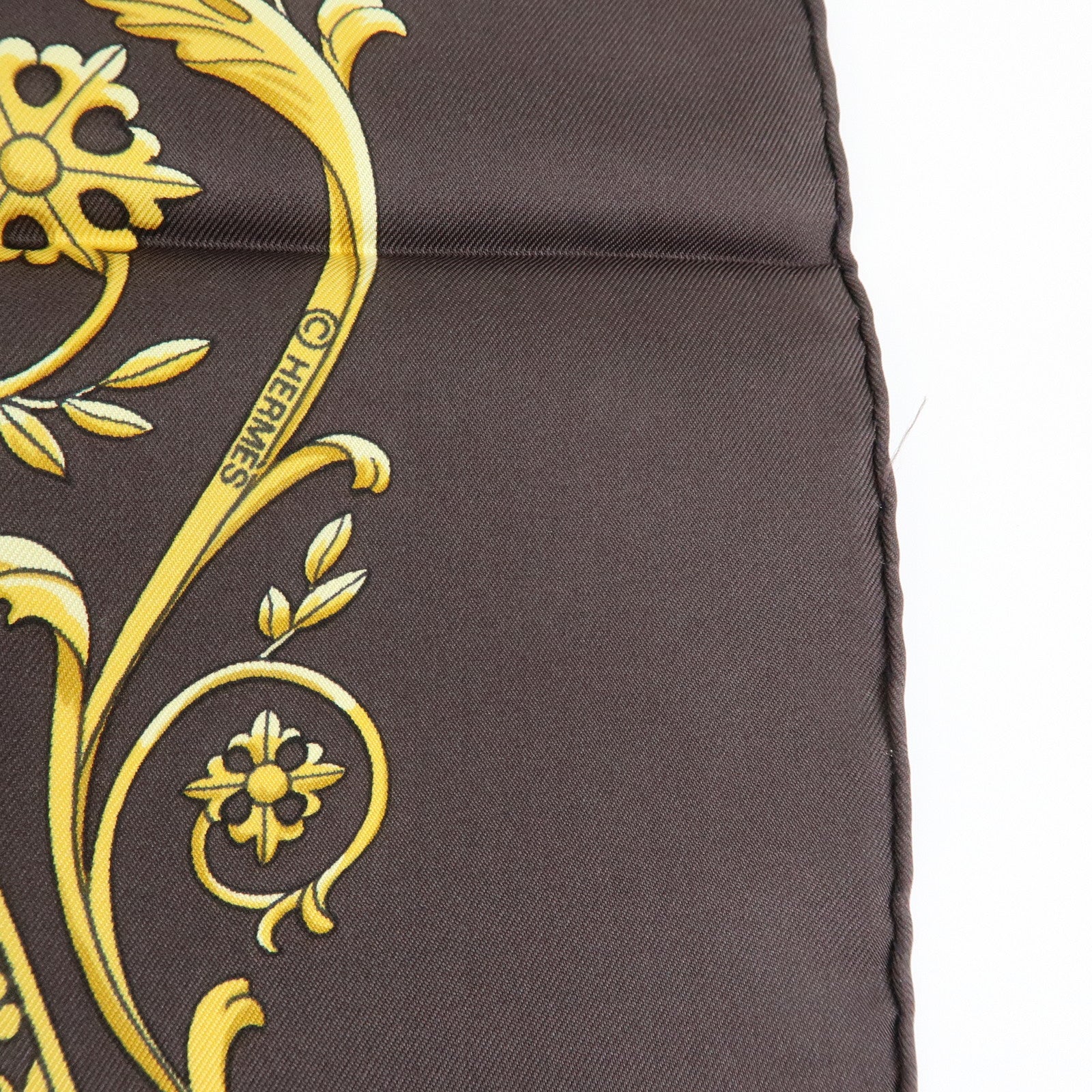 HERMES Carre 90 Silk 100% Scarf LA PROMENADE DE LONGCHAMPS Brown