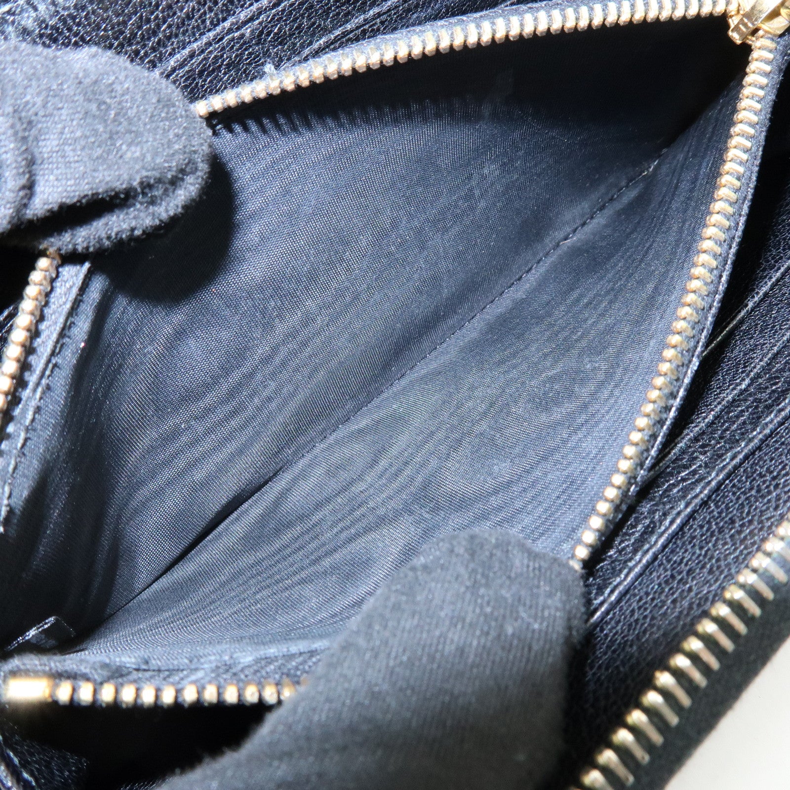 MIU MIU Logo Leather Studs Zippy Long Wallet Black 5M0506