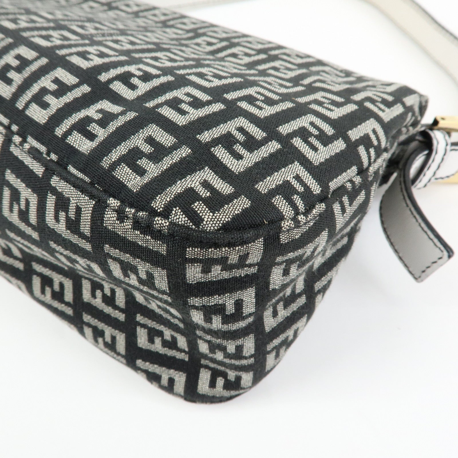 FENDI Zucchino Canvas Leather Shoulder Hand Bag Black White 8BR003
