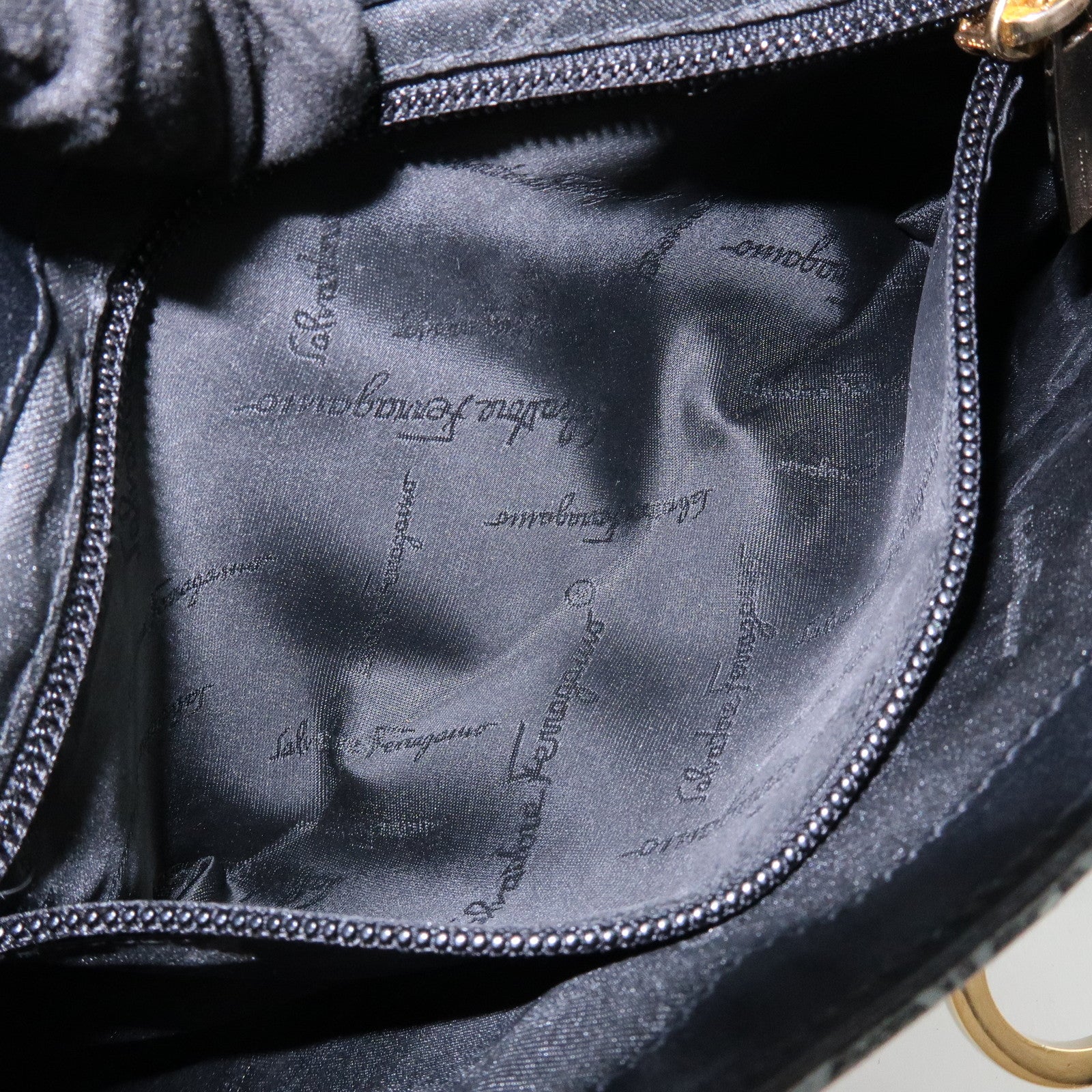 Ferragamo Gancini Leather Shoulder Bag Hand Bag Black