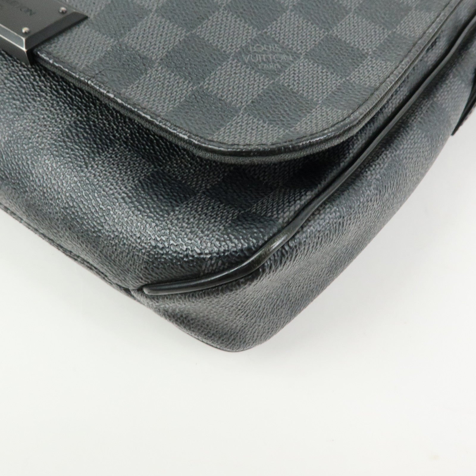 Louis Vuitton Damier Graphite District PM Shoulder Bag Noir N41260