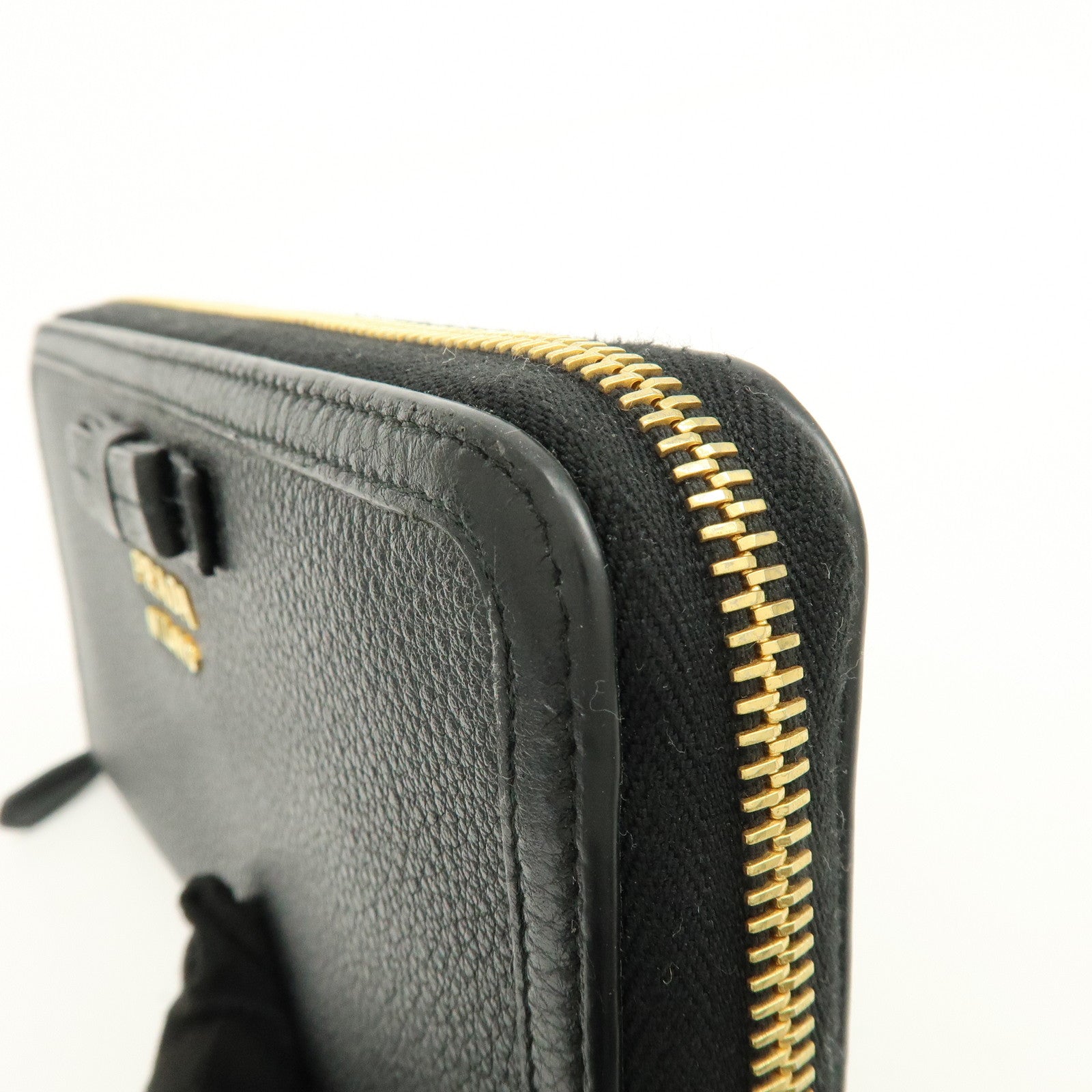 PRADA Ribbon Logo Leather Round Zippy Long Wallet Black