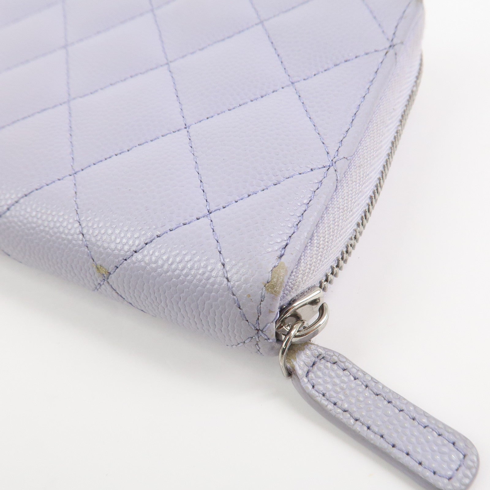 CHANEL Matelasse Caviarskin Round Zippy Wallet Lavender AP0242