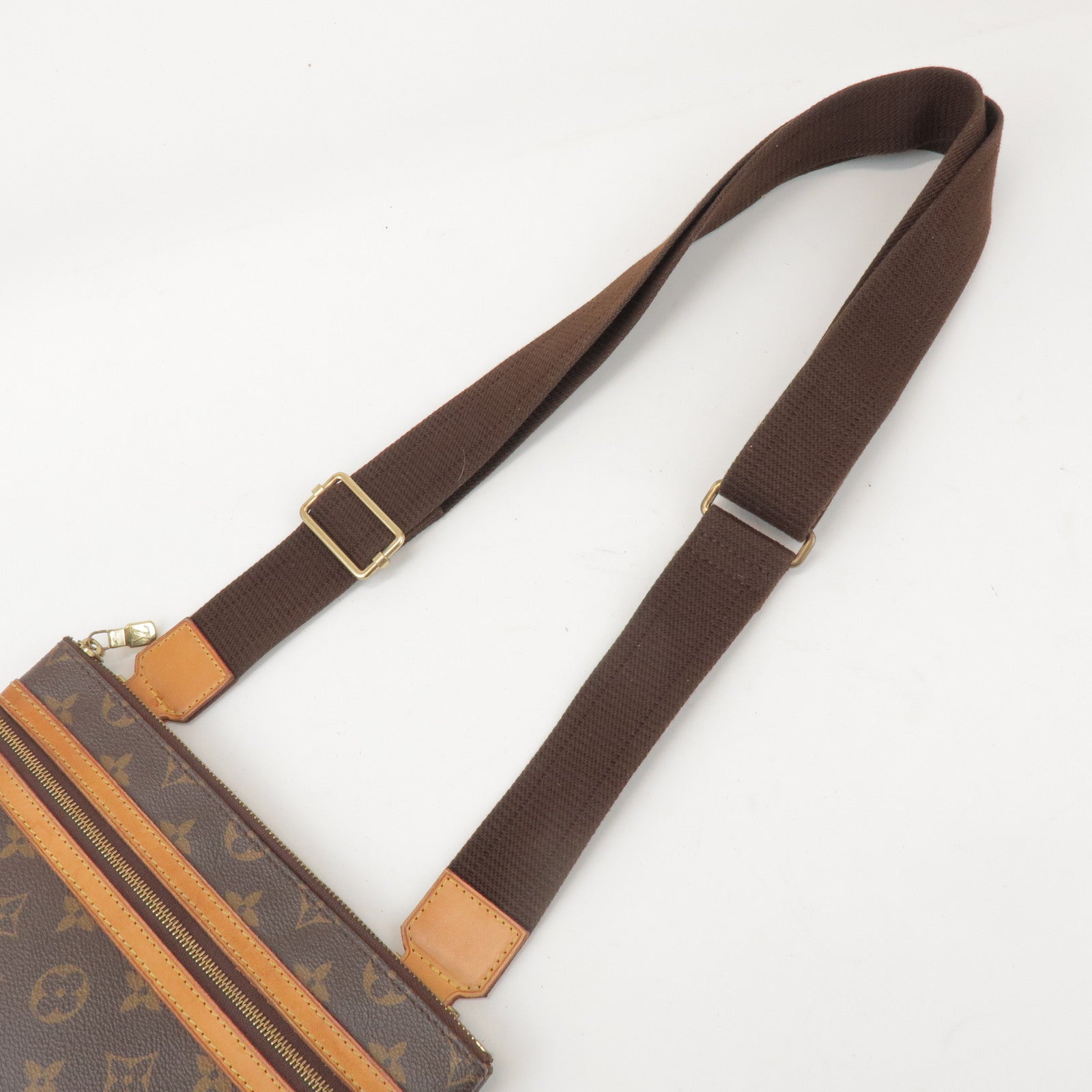 Louis Vuitton Monogram Pochette Bosphore Shoulder Bag M40044