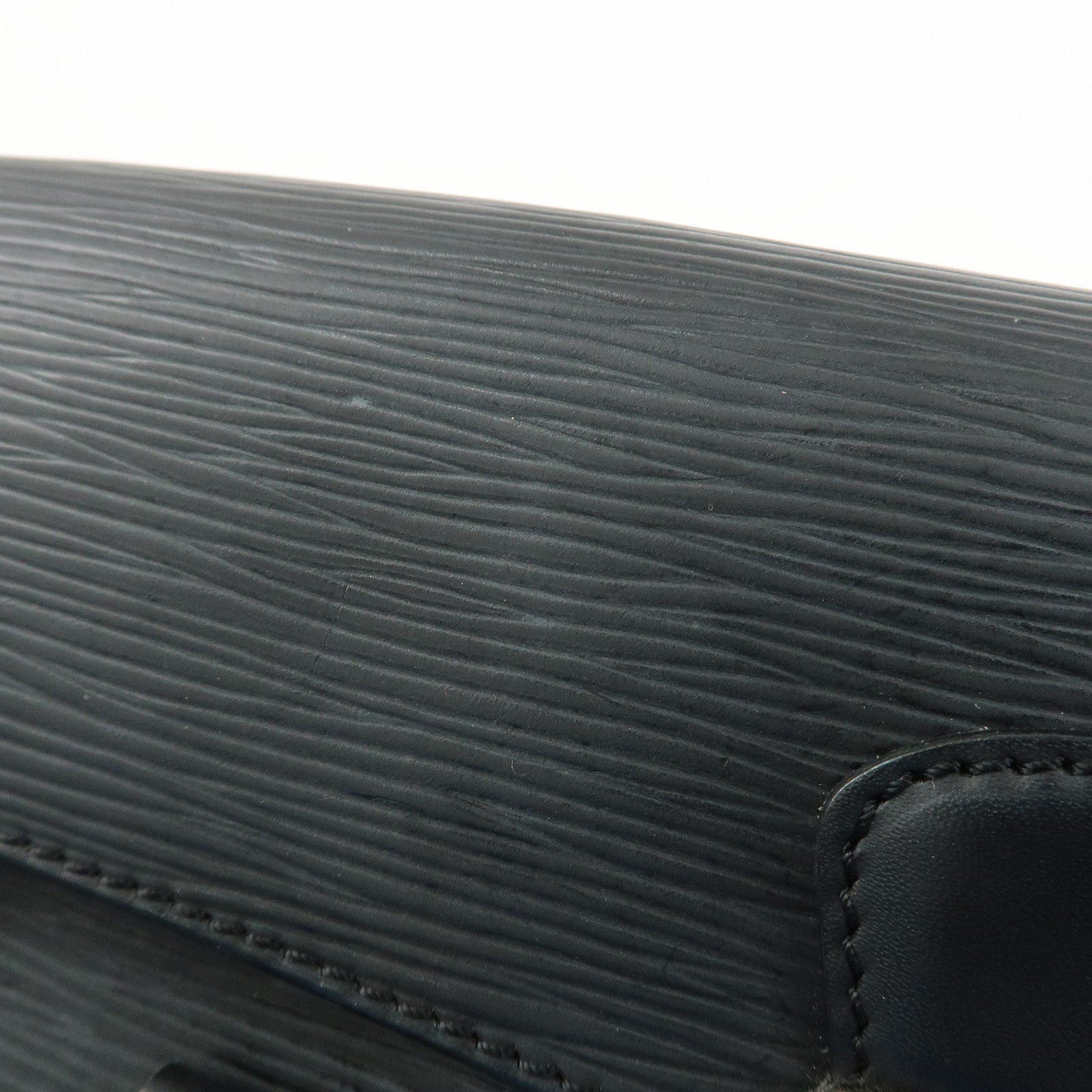 Louis Vuitton Epi Segur PM Hand Bag Noir Black M58822 Used