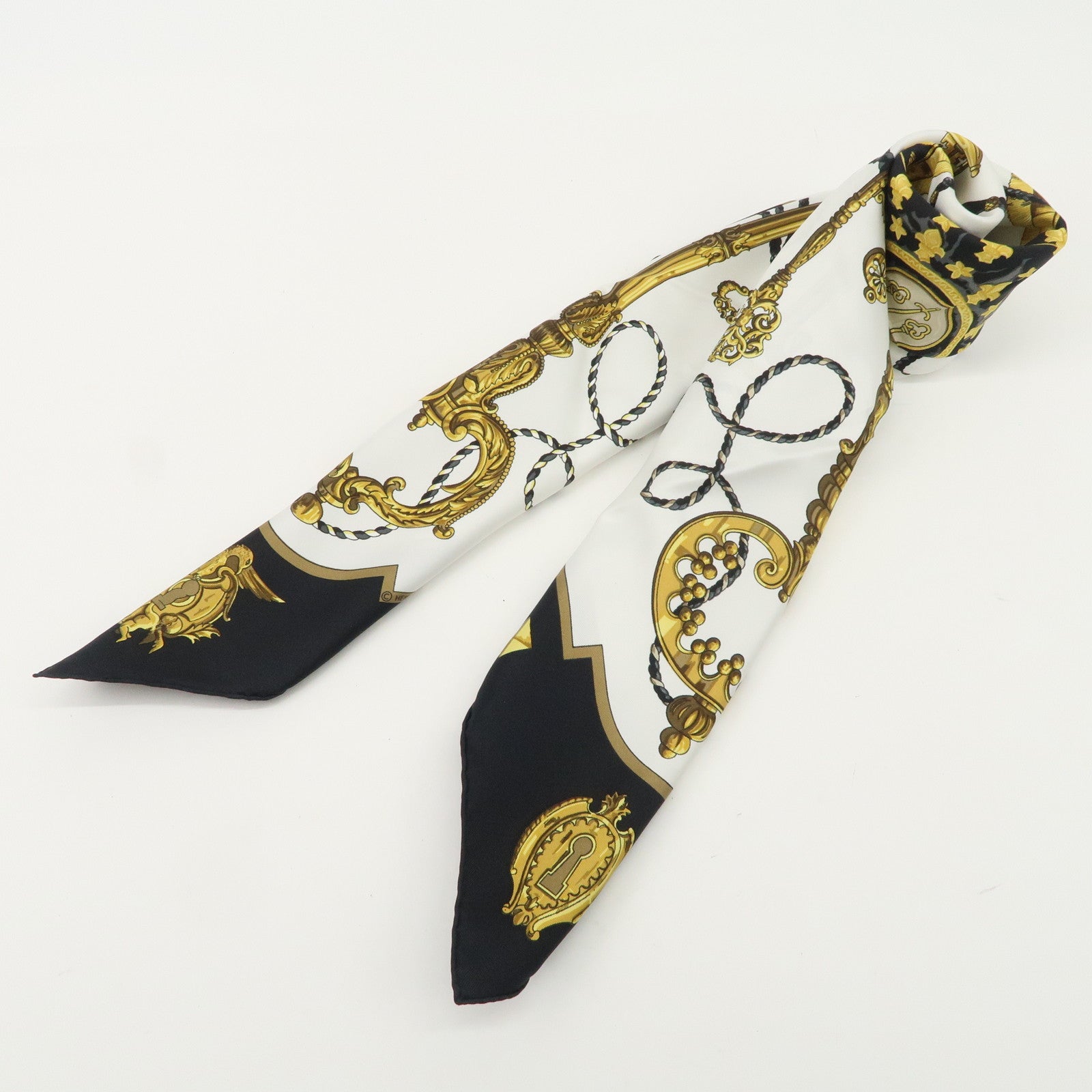 HERMES Carre 90 Silk 100% Scarf LES CLES THE KEYS RARE White Used