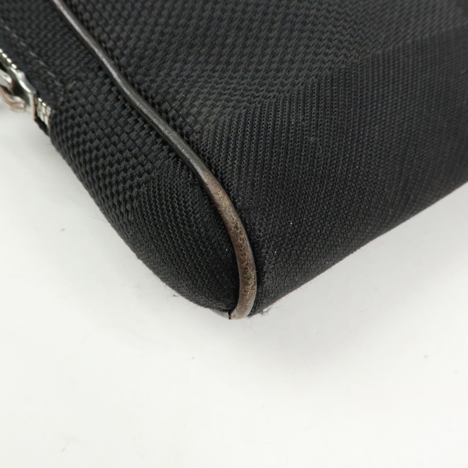 Louis Vuitton Damier Geant Acrobat Waist Bag Noir Black M93620