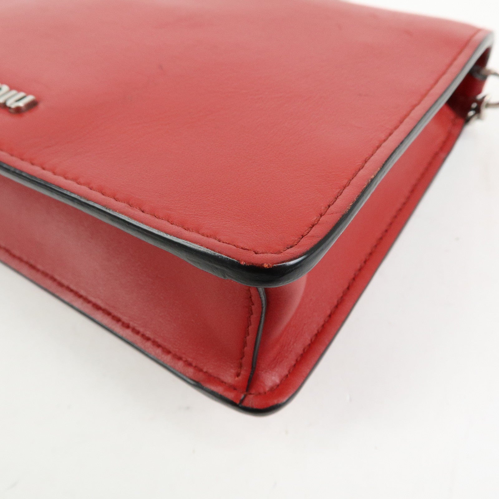 MIU MIU Leather Star Chain Shoulder Bag Crossbody Bag Red