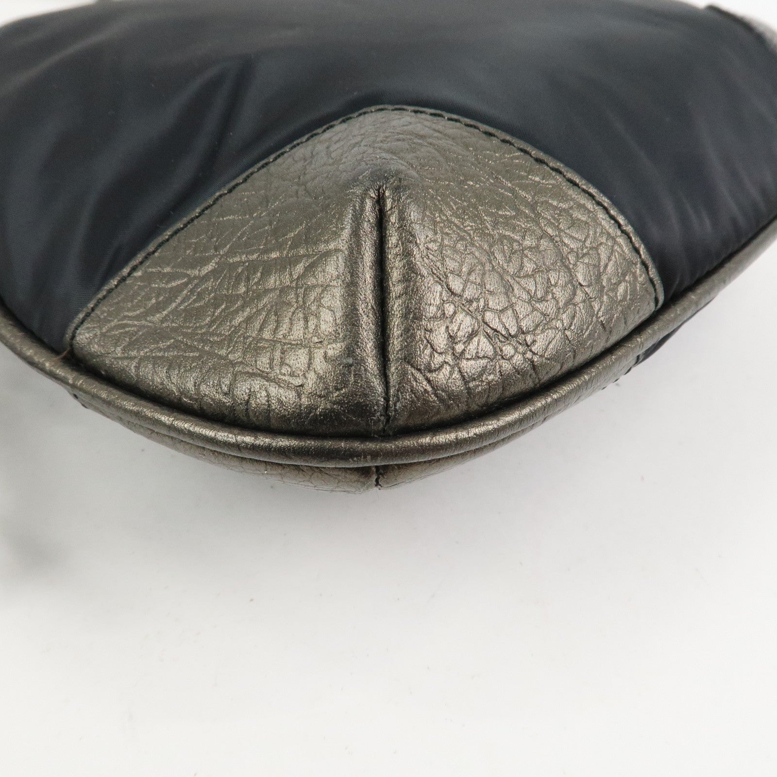 BURBERRY Logo Nylon Leather Shoulder Bag Crossbody Black
