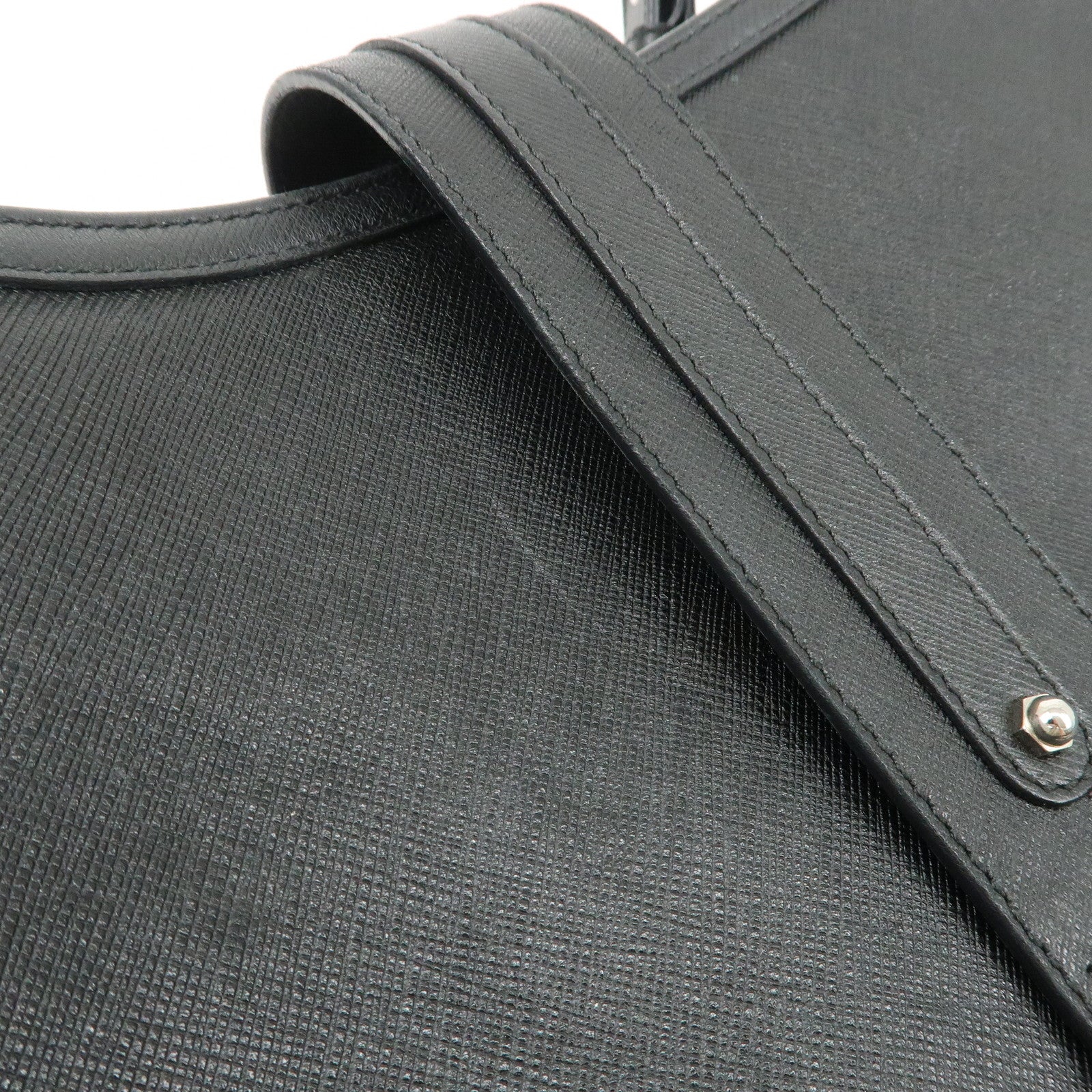 Ferragamo Gancini Leather Shoulder Bag Black Used