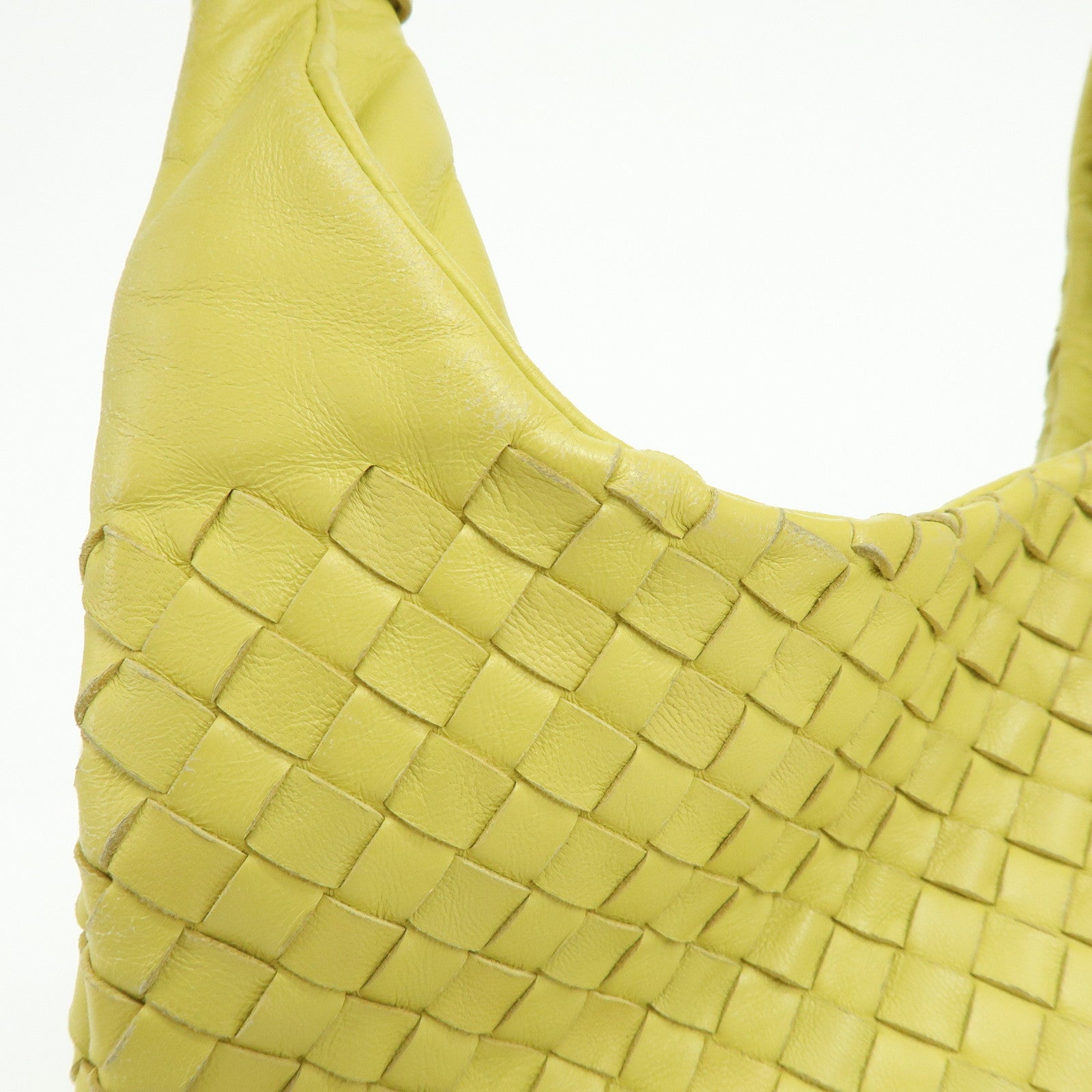 BOTTEGA VENETA Intrecciato Campana Leather Hand Bag B01735200Z