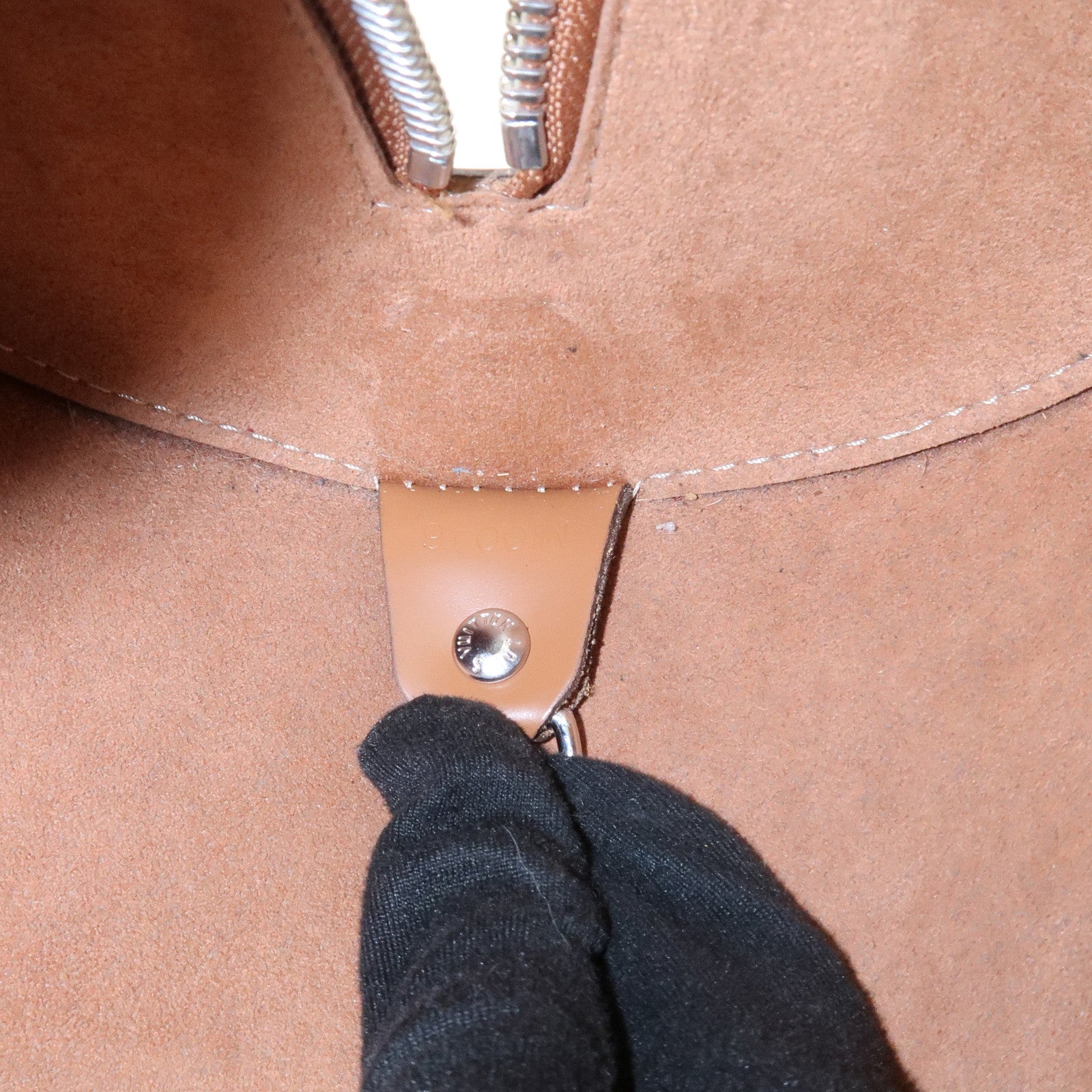 Louis Vuitton Epi Soufflot Hand Bag Shoulder Bag Zipang Gold M52228