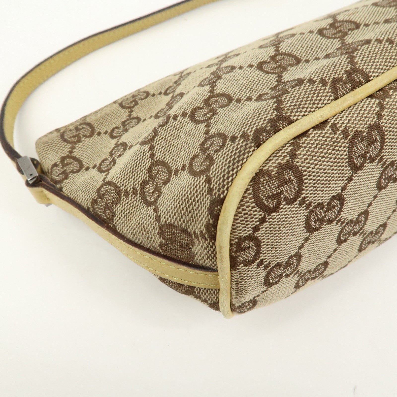 GUCCI Boat Bag GG Canvas Leather Accessory Pouch Hand Bag 07198