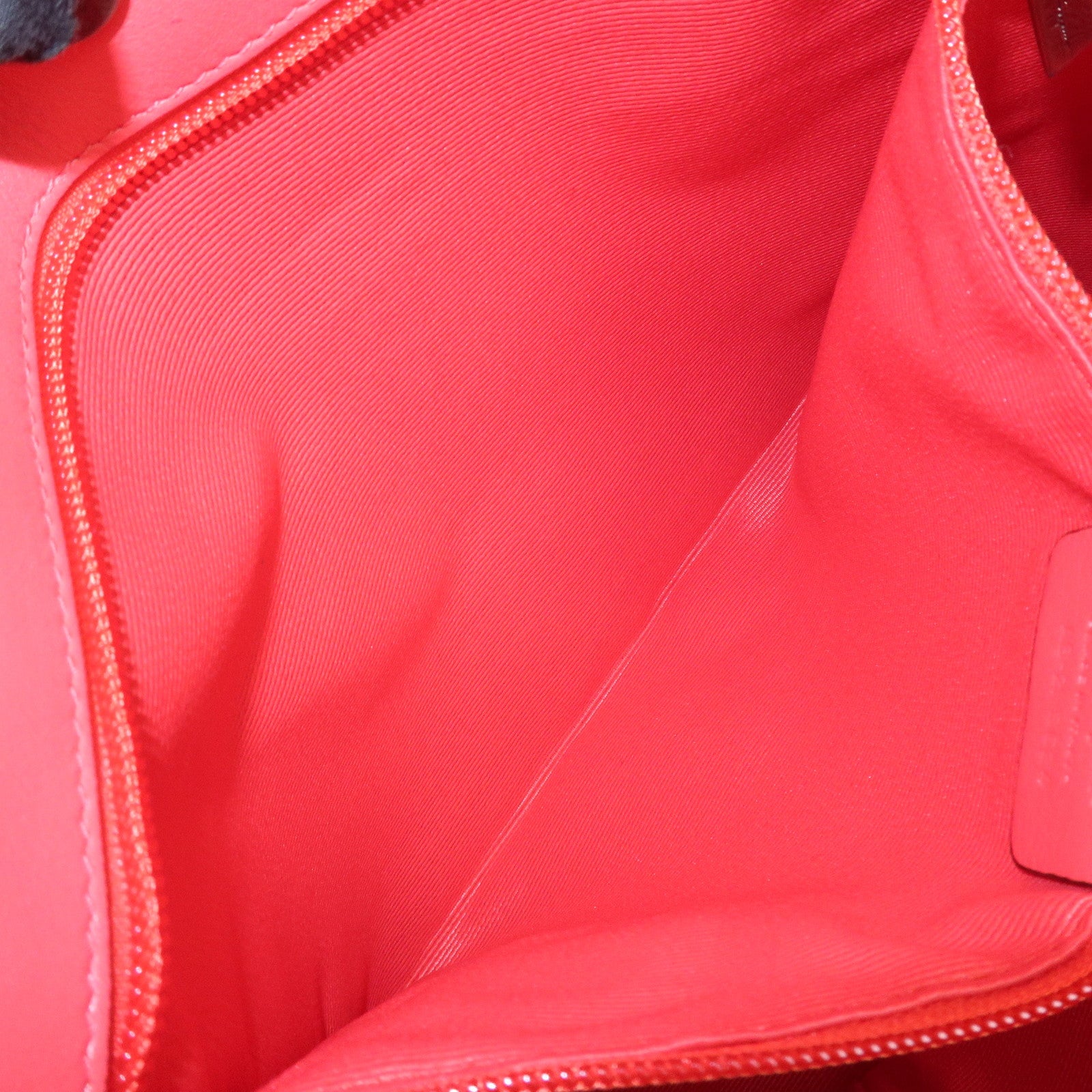 Ferragamo Vara Patent Leather Shoulder Bag Orange