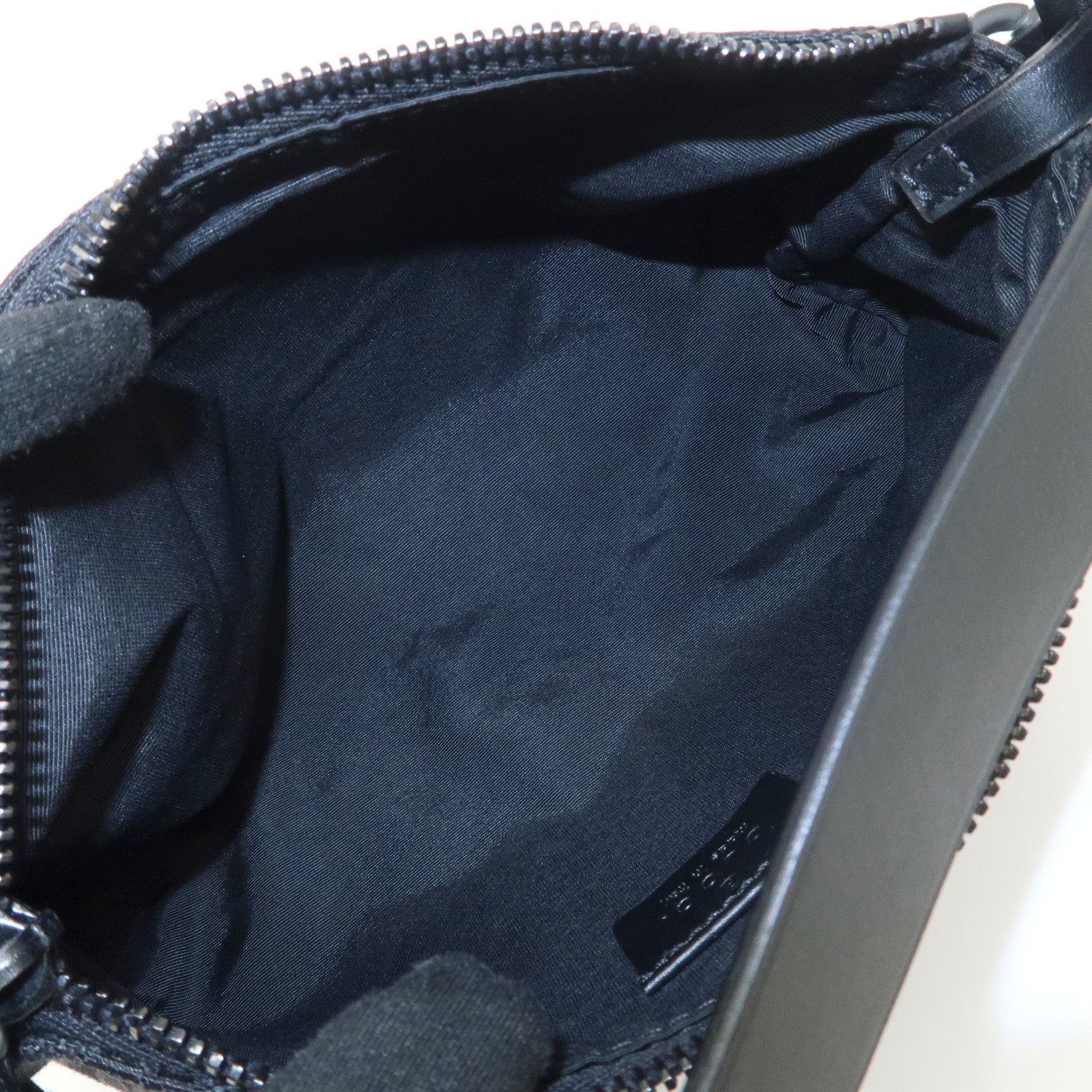 GUCCI GG Canvas Leather Accessory Pouch Hand Bag Black 103399 Used